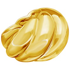 Suzanne Belperron 18 Carat Yellow Gold 'Torsade' Ring, circa 1950s