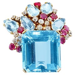 Suzanne Belperron Spilla con acquamarina, rubino e diamanti, 18 ct.
