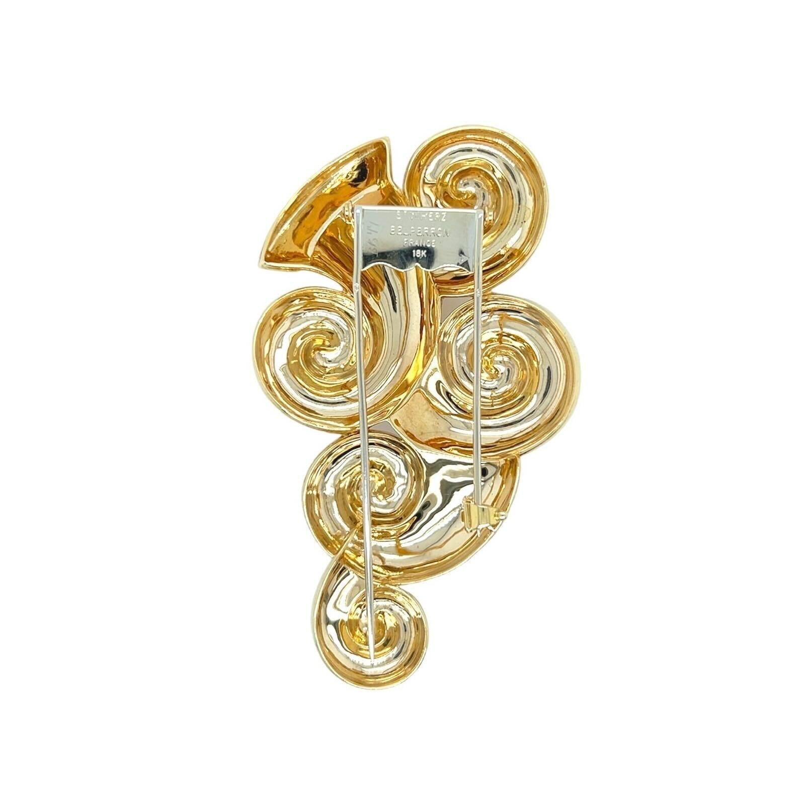 SUZANNE BELPERRON Gold Brooch In Excellent Condition In New York, NY