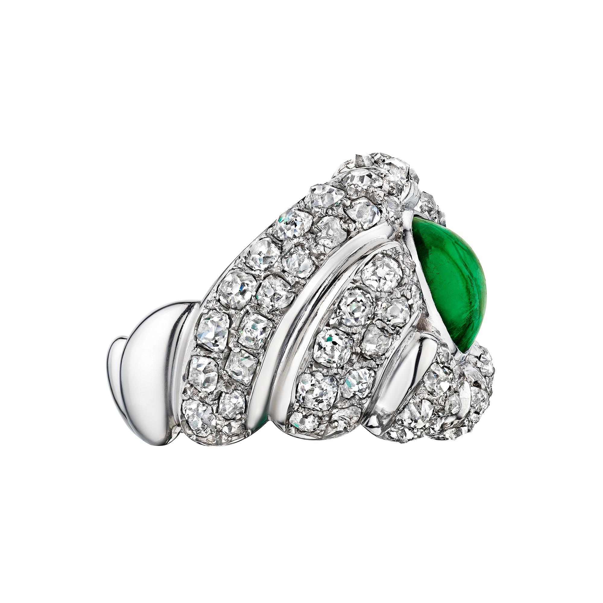 Filled with sizzle and sass, this vintage Suzanne Belperron Paris is mesmeric.  A one-of-a-kind 