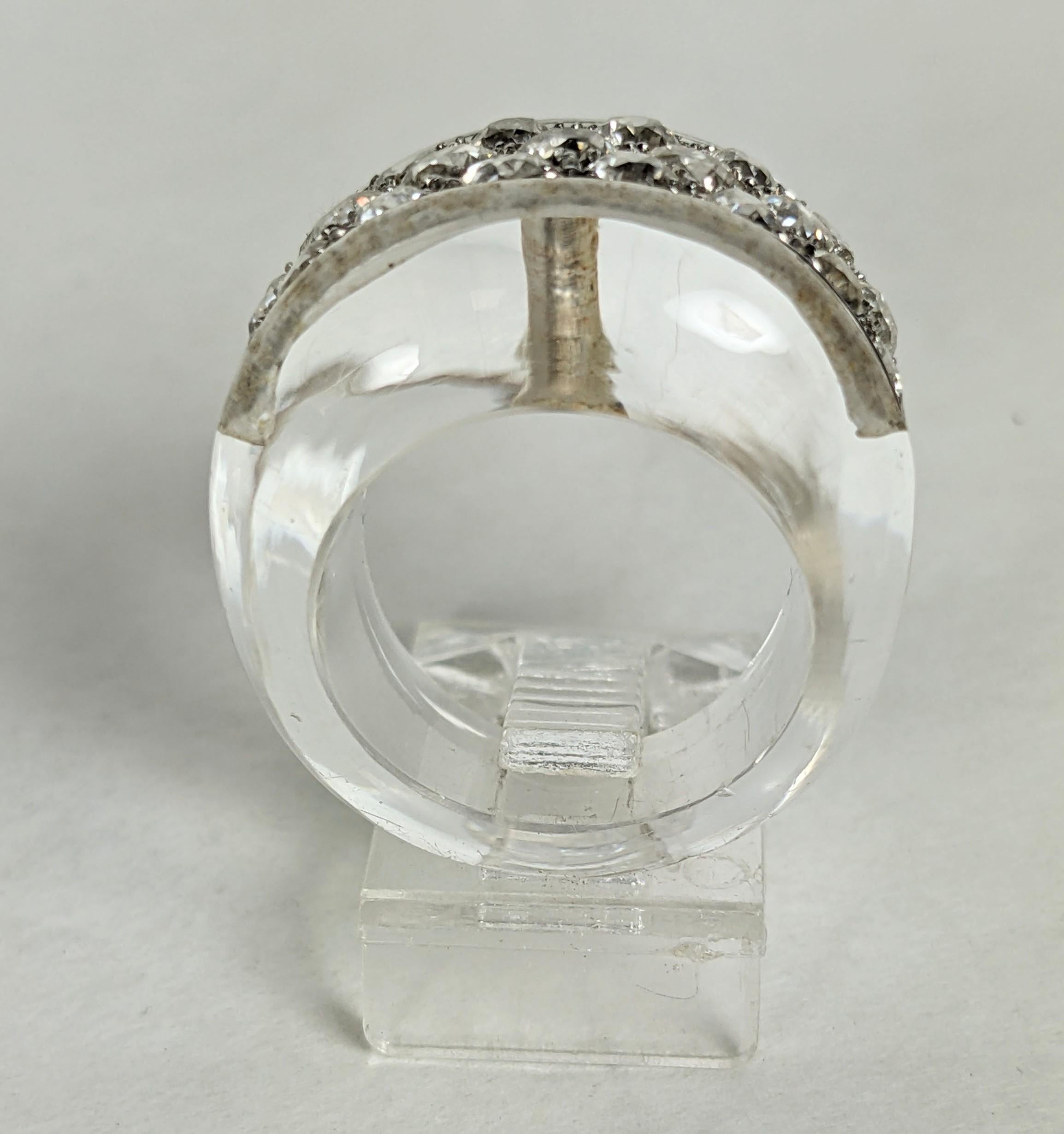 Suzanne Belperron Ring aus Bergkristall und Diamanten im Zustand „Gut“ im Angebot in Riverdale, NY