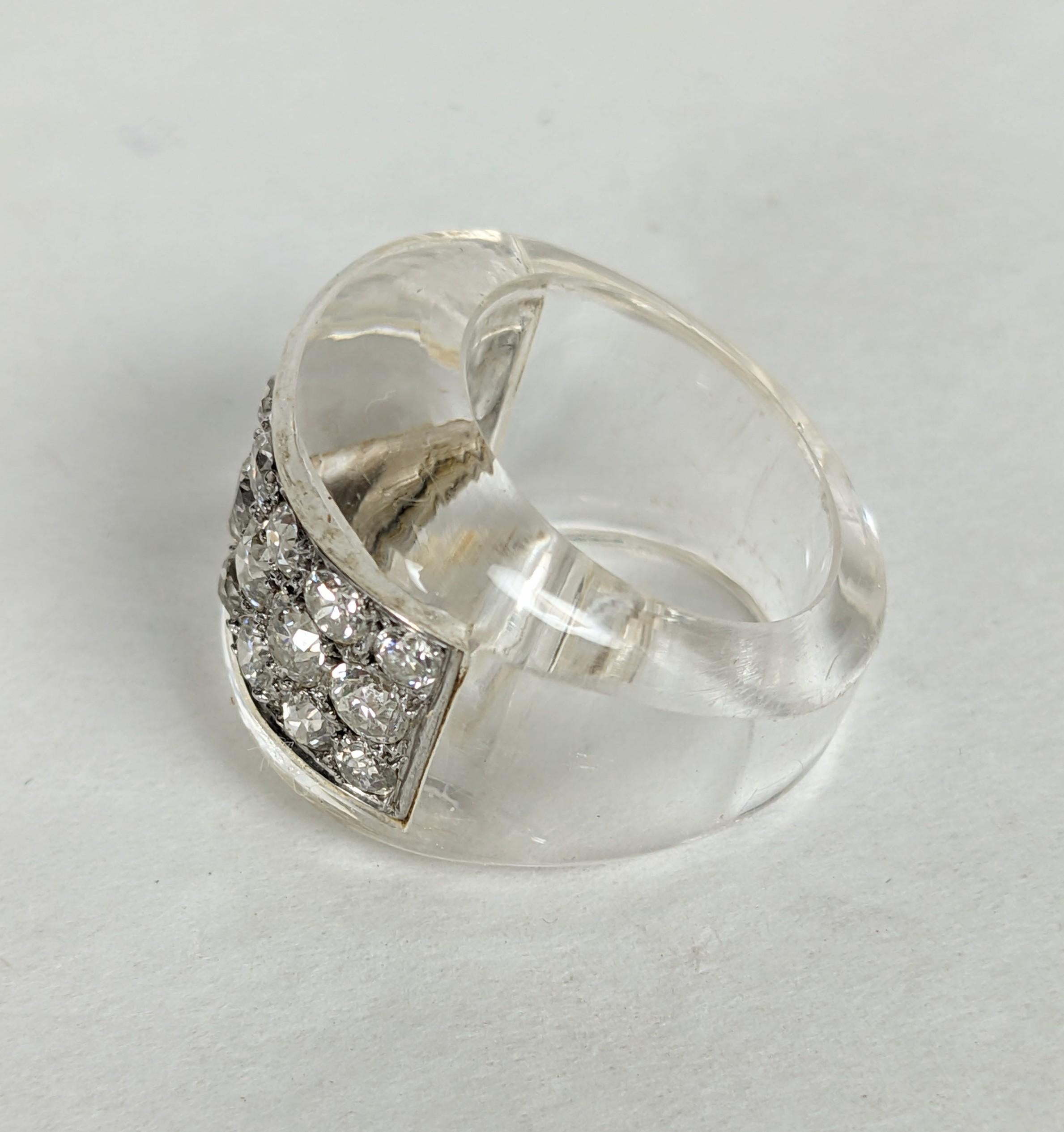 Suzanne Belperron Ring aus Bergkristall und Diamanten im Angebot 1