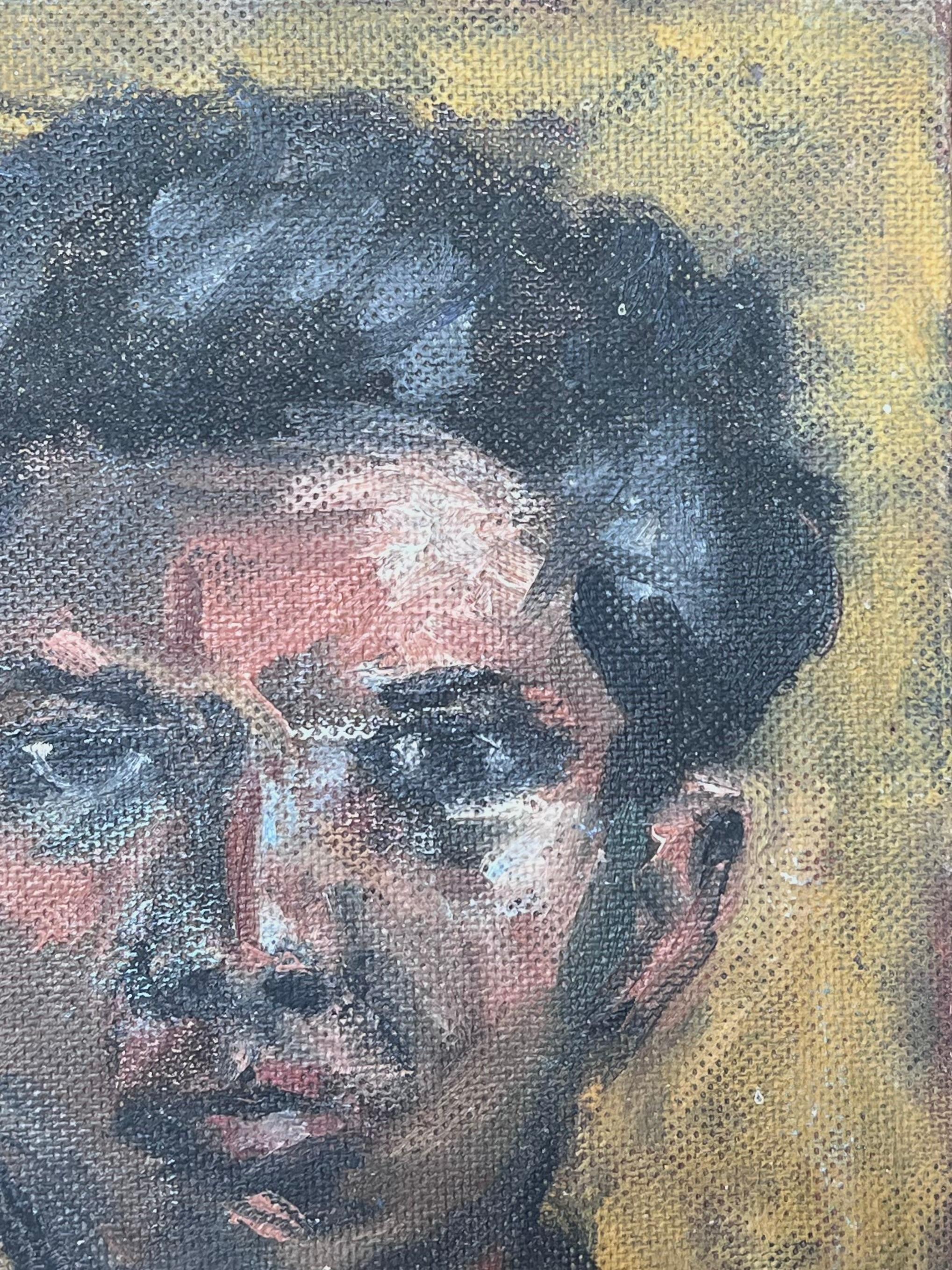 Mitte des Jahrhunderts Französisch Impressionist signiert Öl Kopf & Schultern Porträt eines Mannes (Grau), Figurative Painting, von Suzanne Dinkes