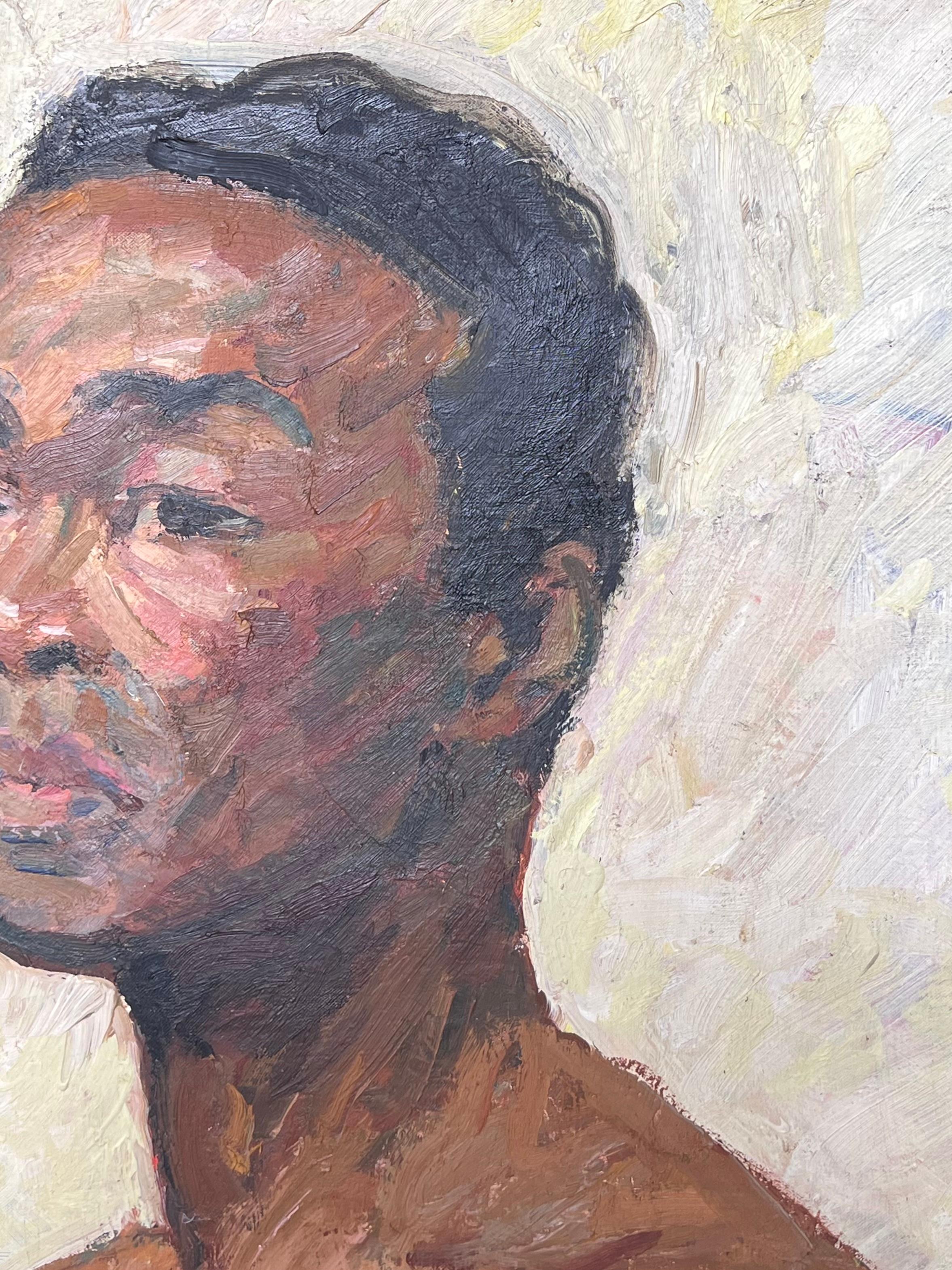 Mid Century Französisch Ölgemälde halbe Länge männlichen Akt Portr�ät sitzender Mann (Braun), Portrait Painting, von Suzanne Dinkes