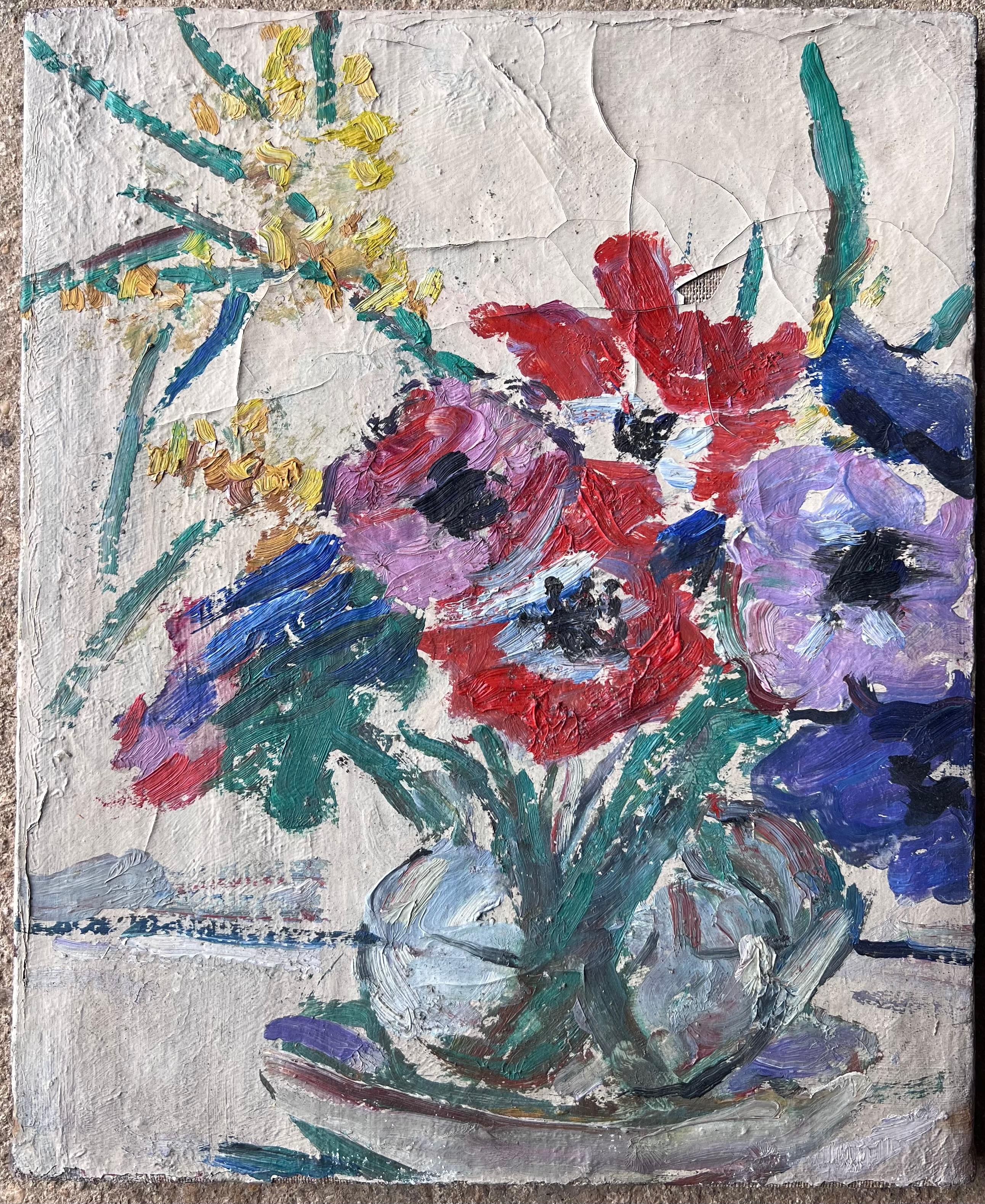 Rote und lila Anemonen in Glasvase Mid Century Impressionist Französisch Malerei – Painting von Suzanne Dinkes