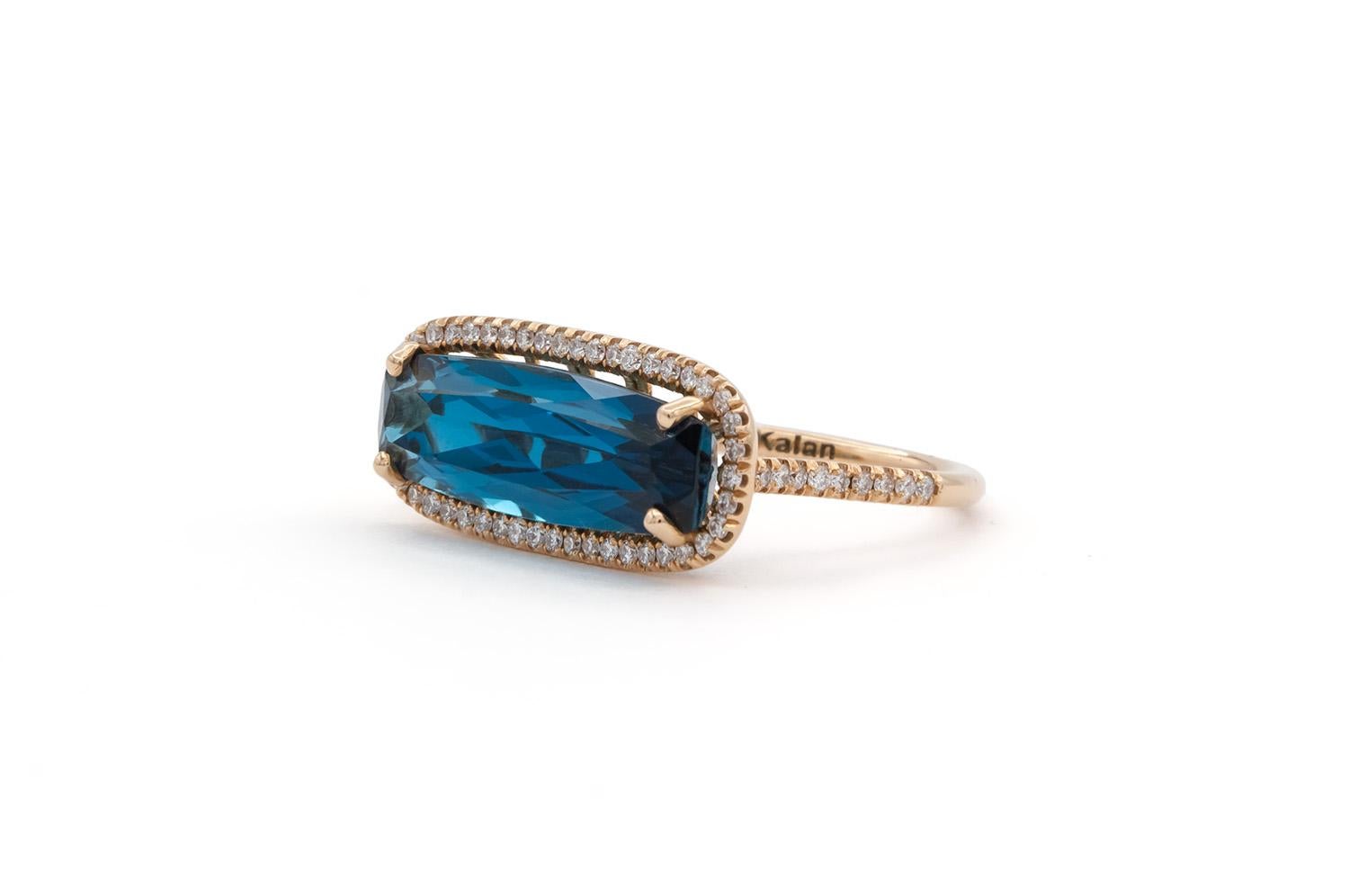 Contemporain Suzanne Kalan Bague en or rose 18 carats, topaze bleue et diamants en vente