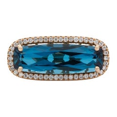 Suzanne Kalan: 18 Karat Roségold Ring mit blauem Topas und Diamant