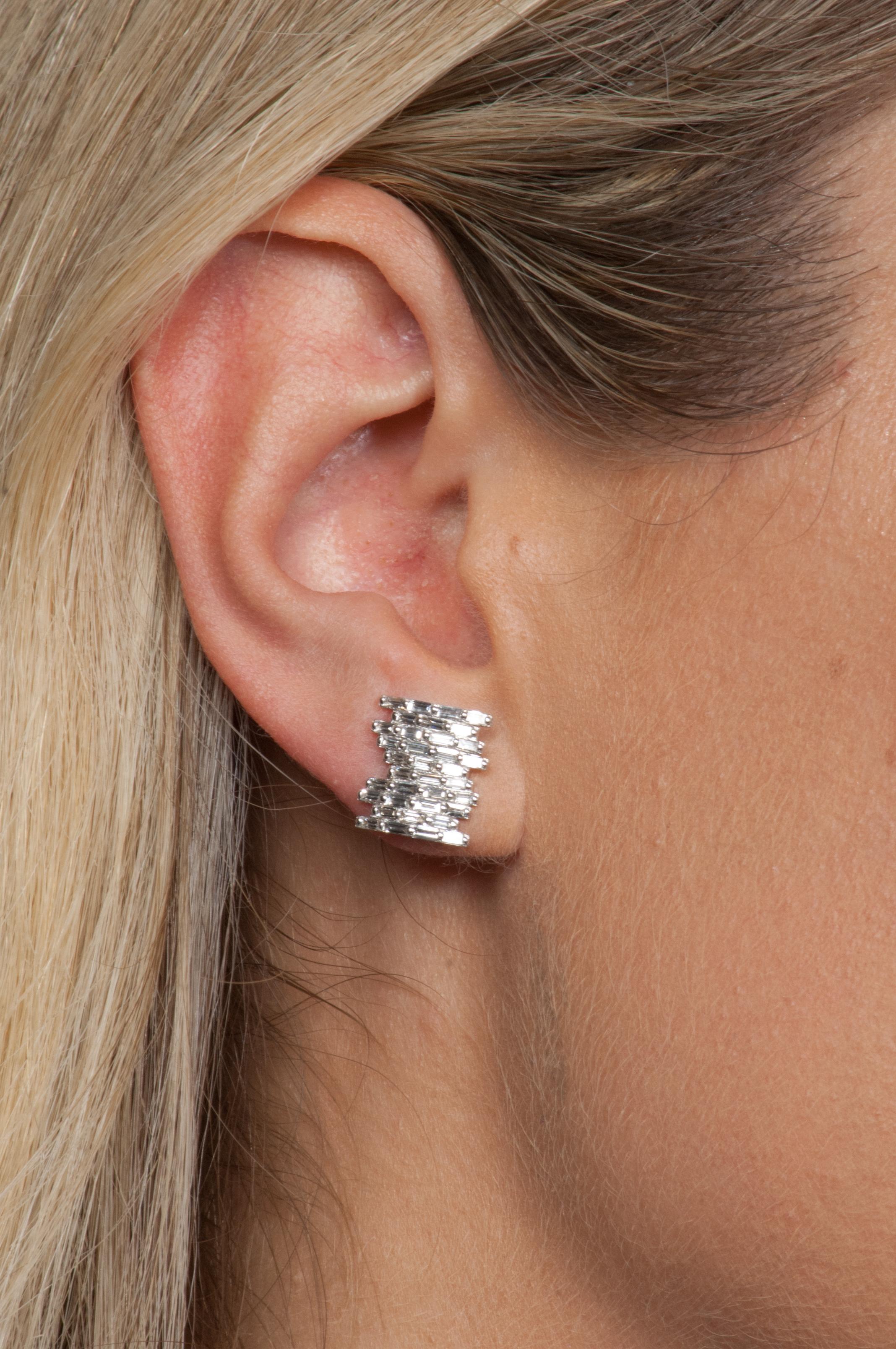 Women's Suzanne Kalan Pave Baguette Diamond Earrings For Sale