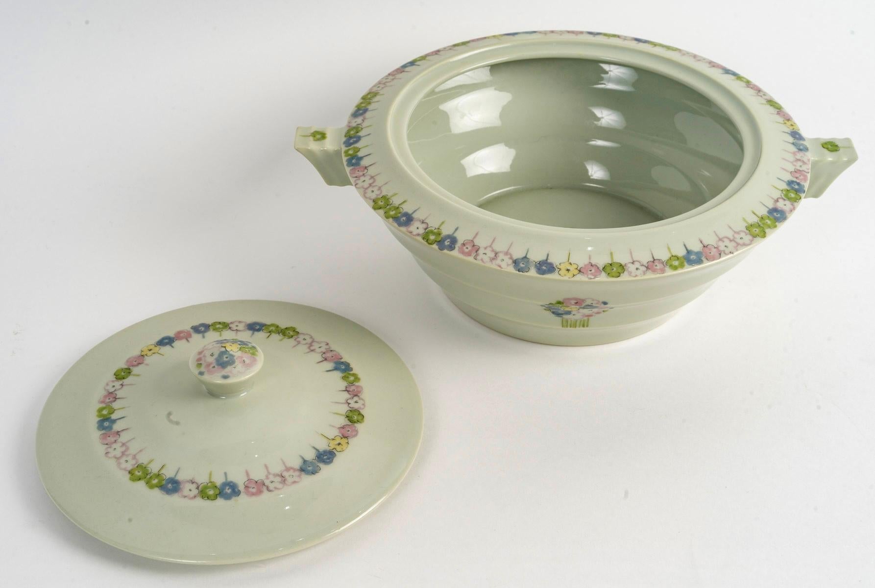 Suzanne Lalique Et Haviland - Service Nicole Porcelaine Céladon - 35 Pieces en vente 1