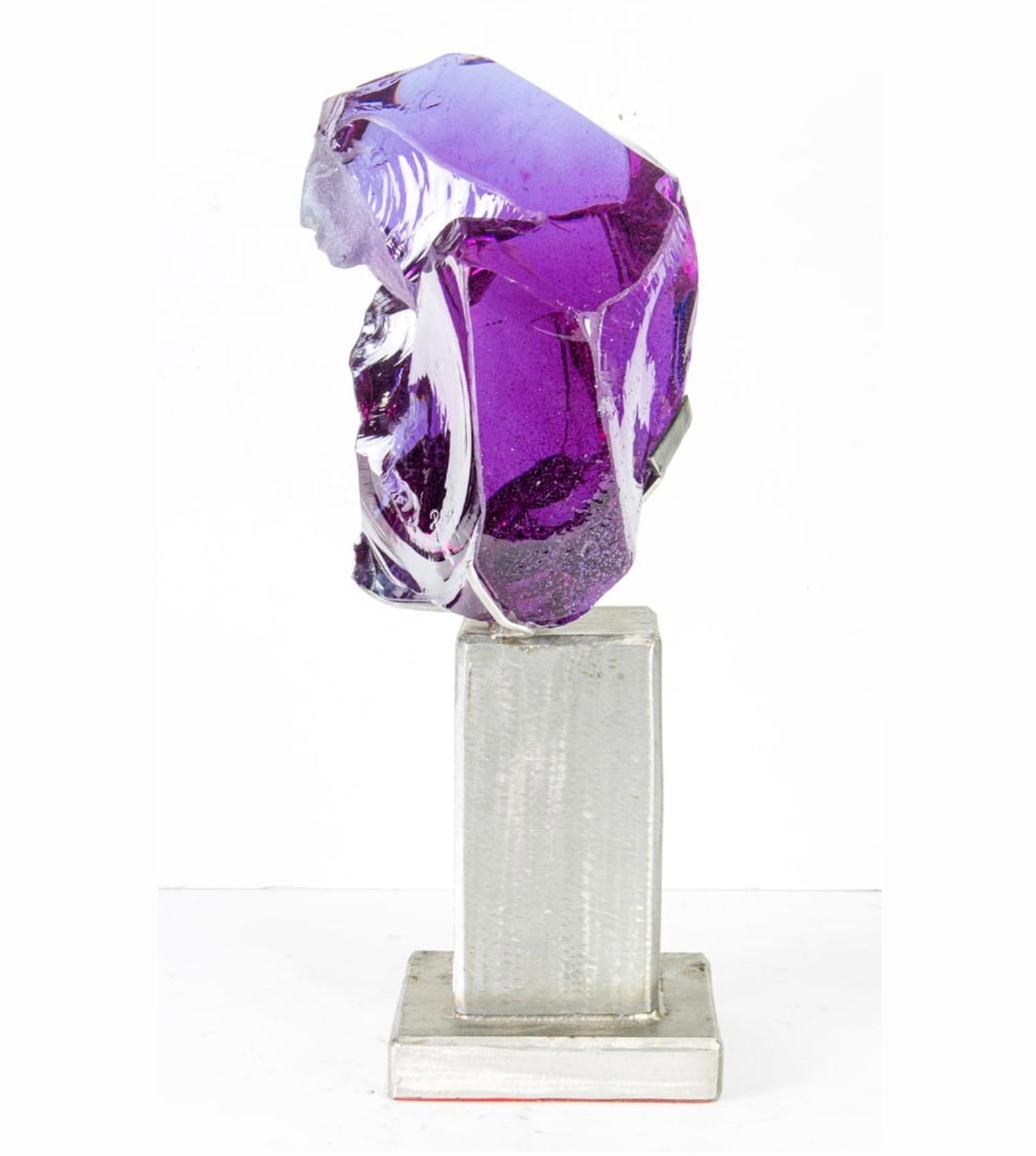 Suzanne Regan Pascal Skulptur aus geschnitztem Schlackenglas auf Stahlsockel im Angebot 13