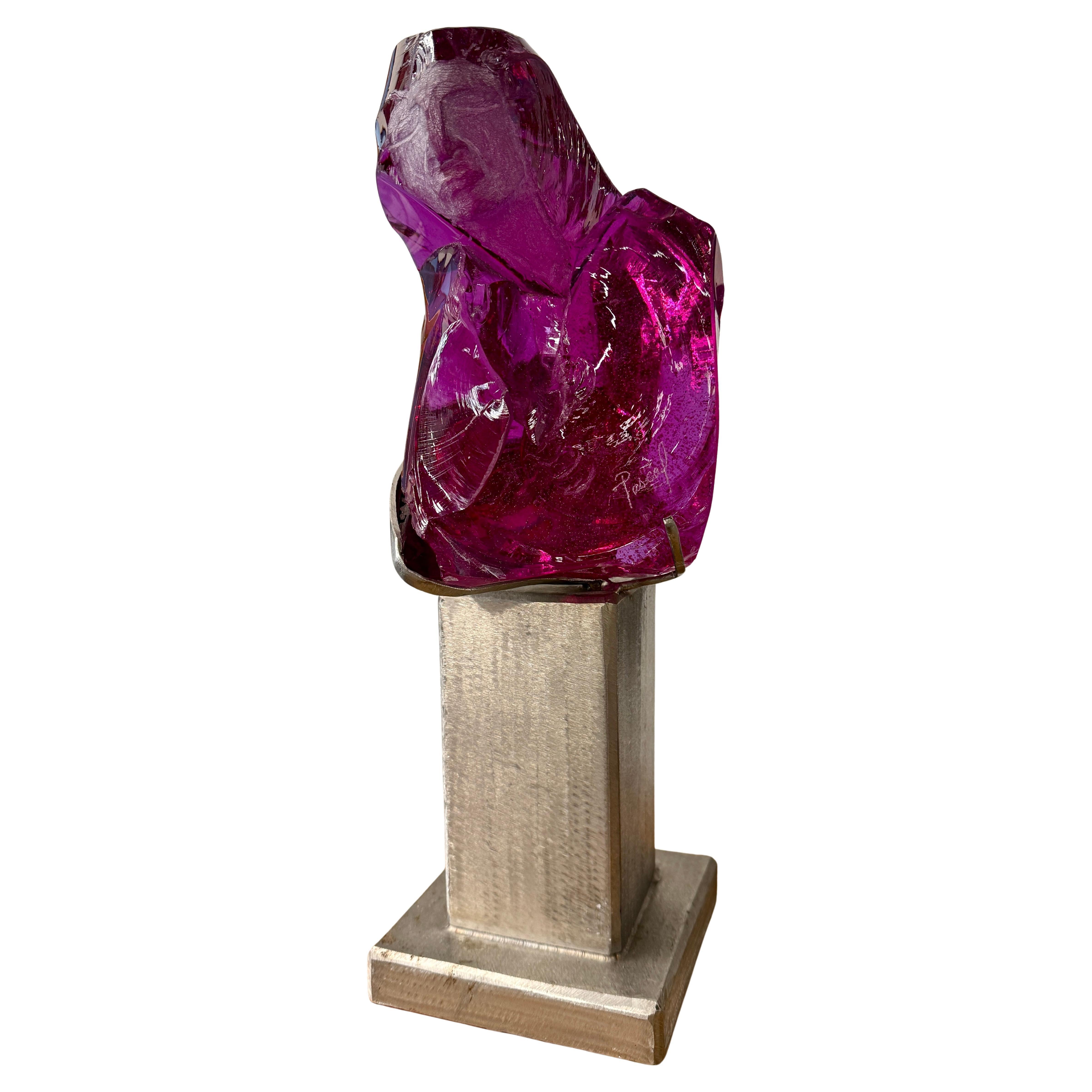 Suzanne Regan Pascal Skulptur aus geschnitztem Schlackenglas auf Stahlsockel im Angebot