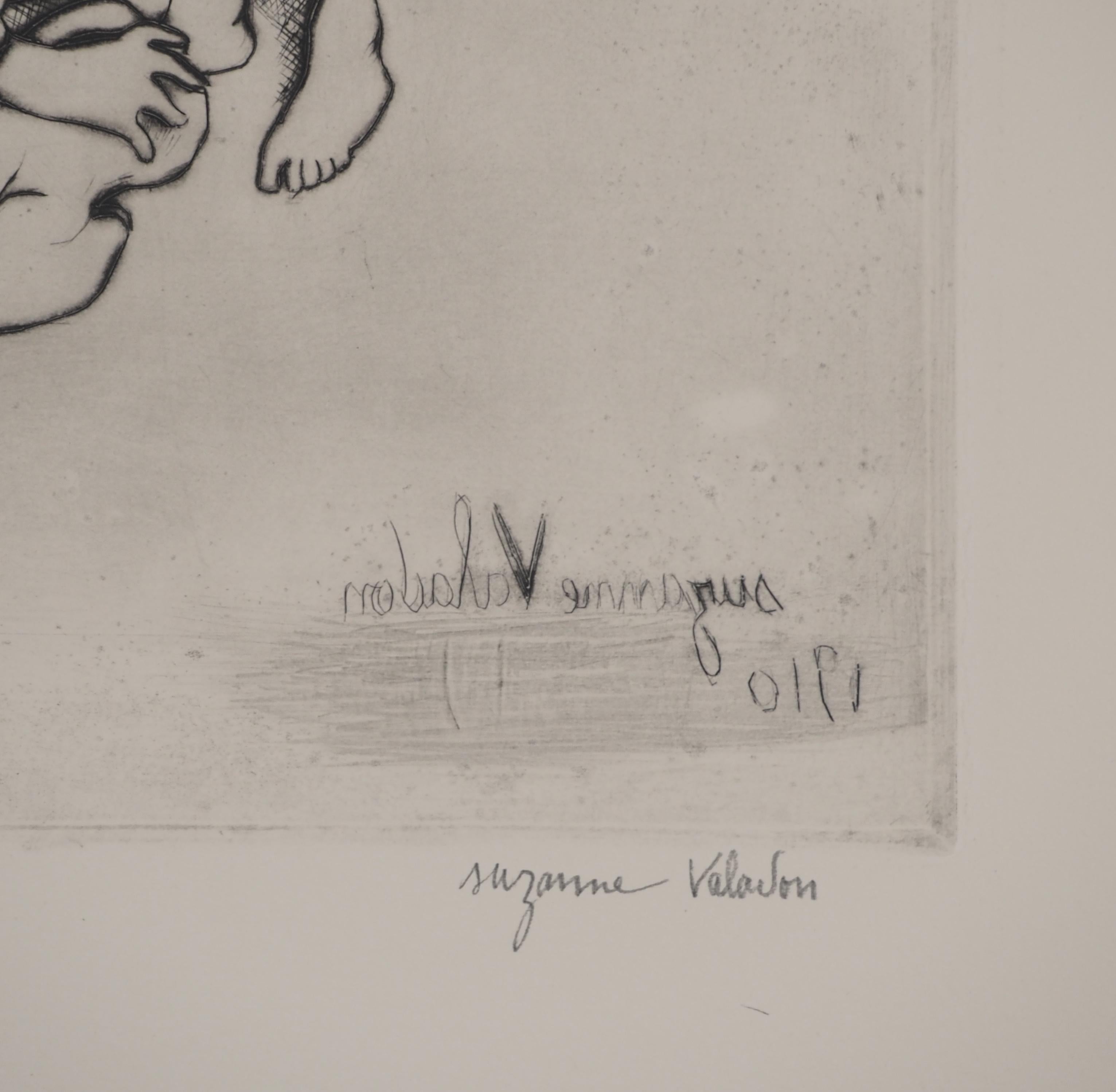 Mutter und Sohn - Original-Radierung signiert (Petrides #E15) (Grau), Nude Print, von Suzanne Valadon
