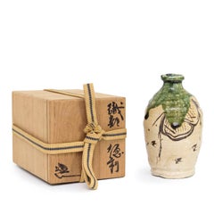 Oribe Sake-Flasche mit Schachtel von Suzuki Goro (INV# NP3436)