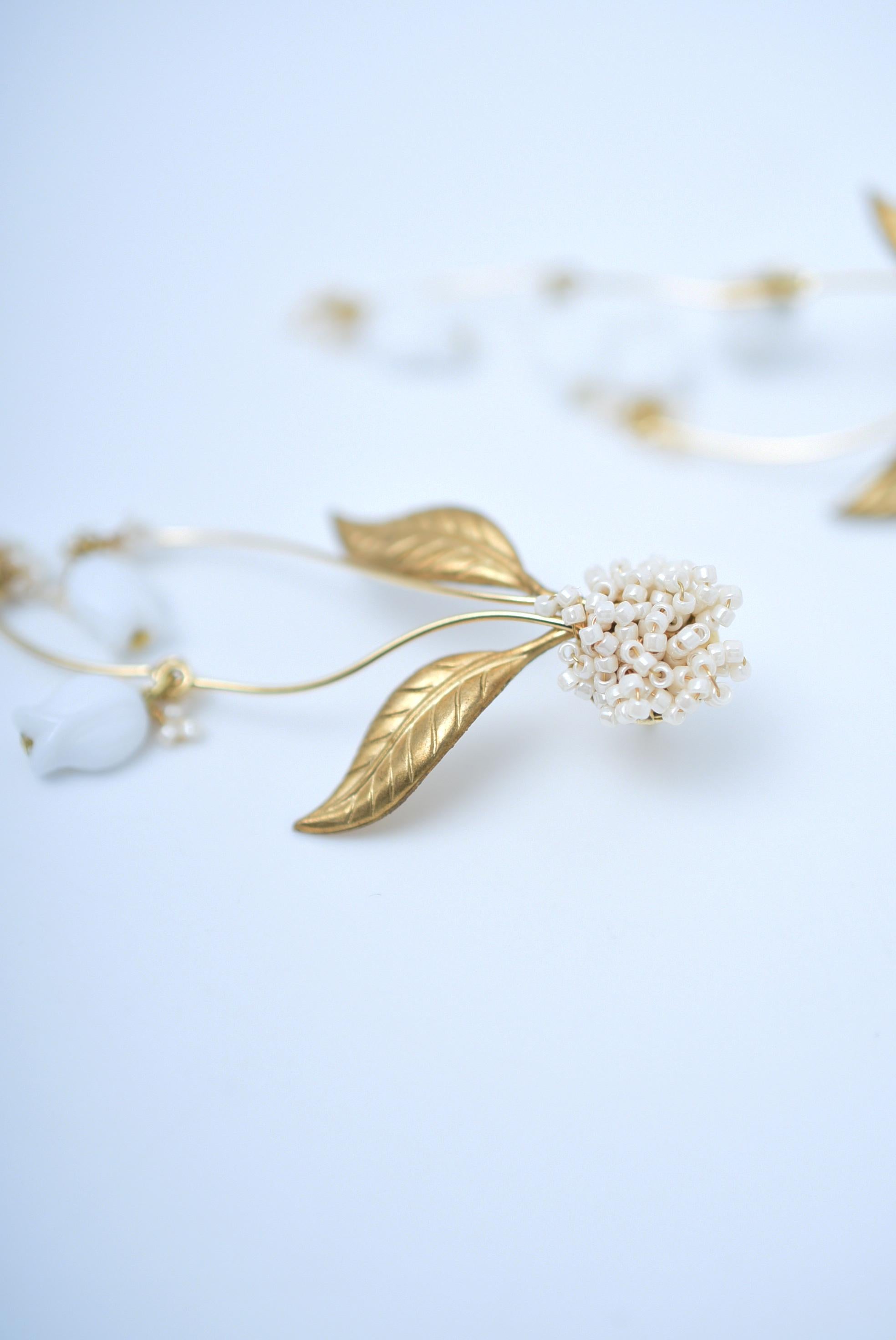 suzuran bouquet earring / vintage jewelry , 1970's vintage parts In New Condition For Sale In Sammu shi, JP