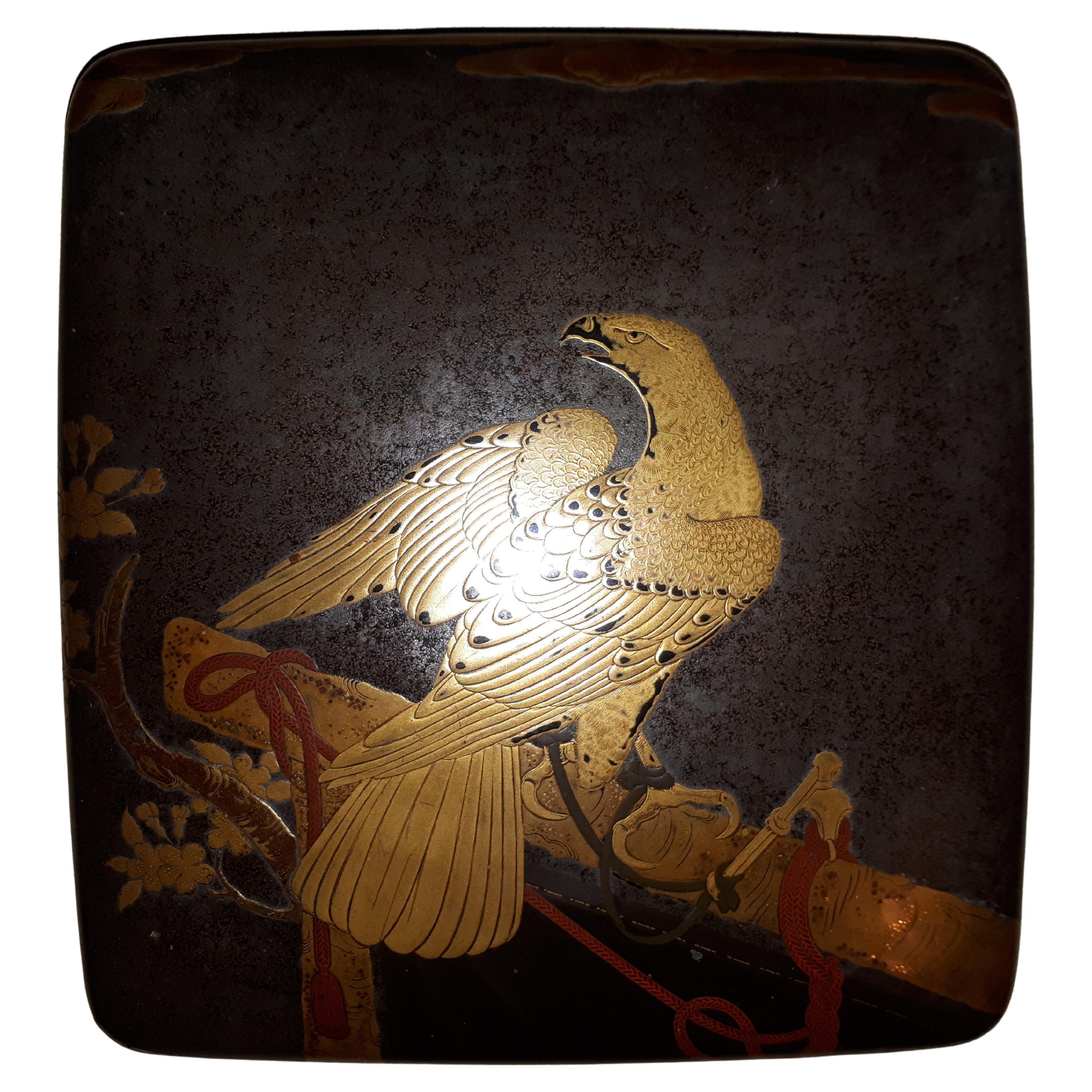 Suzuribako decorated with a bird of prey in maki-e, Japan Edo period For Sale