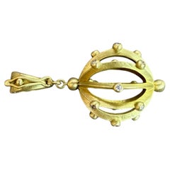 Suzy Landa Birdcage Pendant