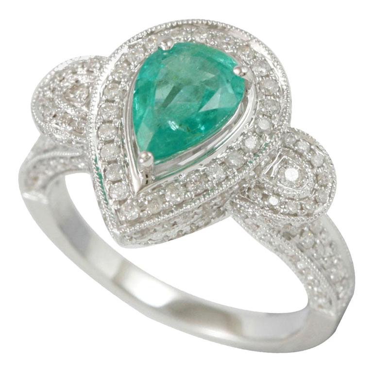 Suzy Levian 14 Karat White Gold Colombian Emerald 2.06 Carat TDW Diamond Ring