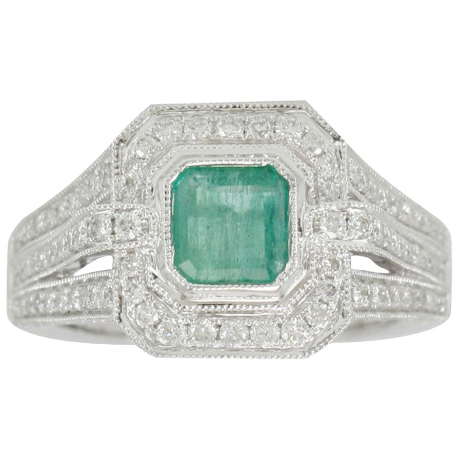 Suzy Levian 14 Karat White Gold Emerald Cut Colombian Emerald and Diamond Ring For Sale