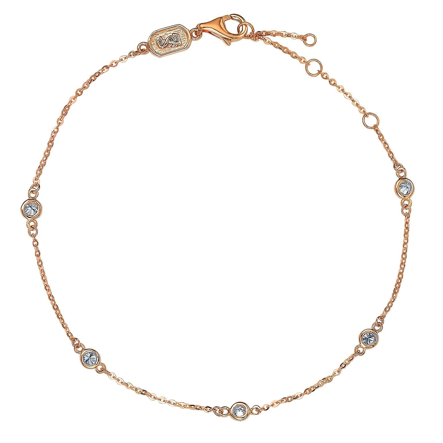 Dieses elegante Armband besteht aus fünf Diamanten im Rundschliff an einer dünnen Kette aus 14 Karat Roségold. Eine Hochglanzpolitur rundet das Erscheinungsbild ab.

Weiße Diamanten
Diamanten: Fünf
Diamant-Schliff: Rund
Gewicht des Diamanten: 1/4