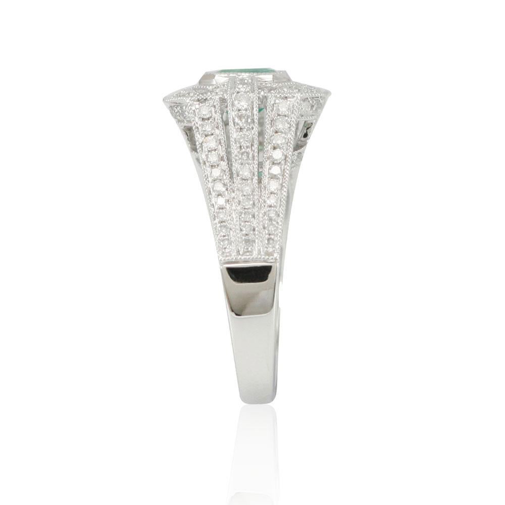 Contemporary Suzy Levian 14 Karat White Gold Colombian Emerald Ring For Sale