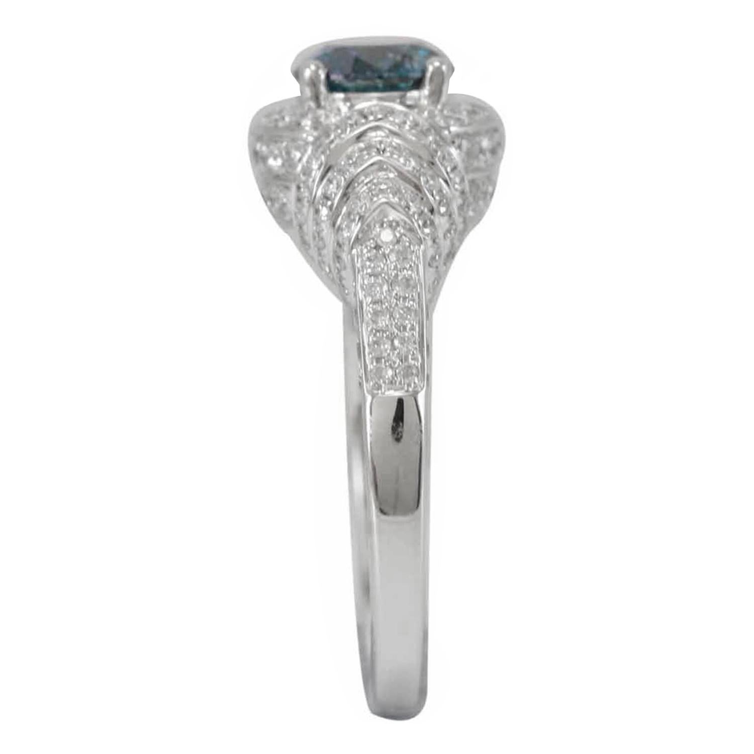 Taille ronde Suzy Levian Bague de fiançailles de mariage en or blanc 14 carats avec diamants bleus et blancs ronds en vente
