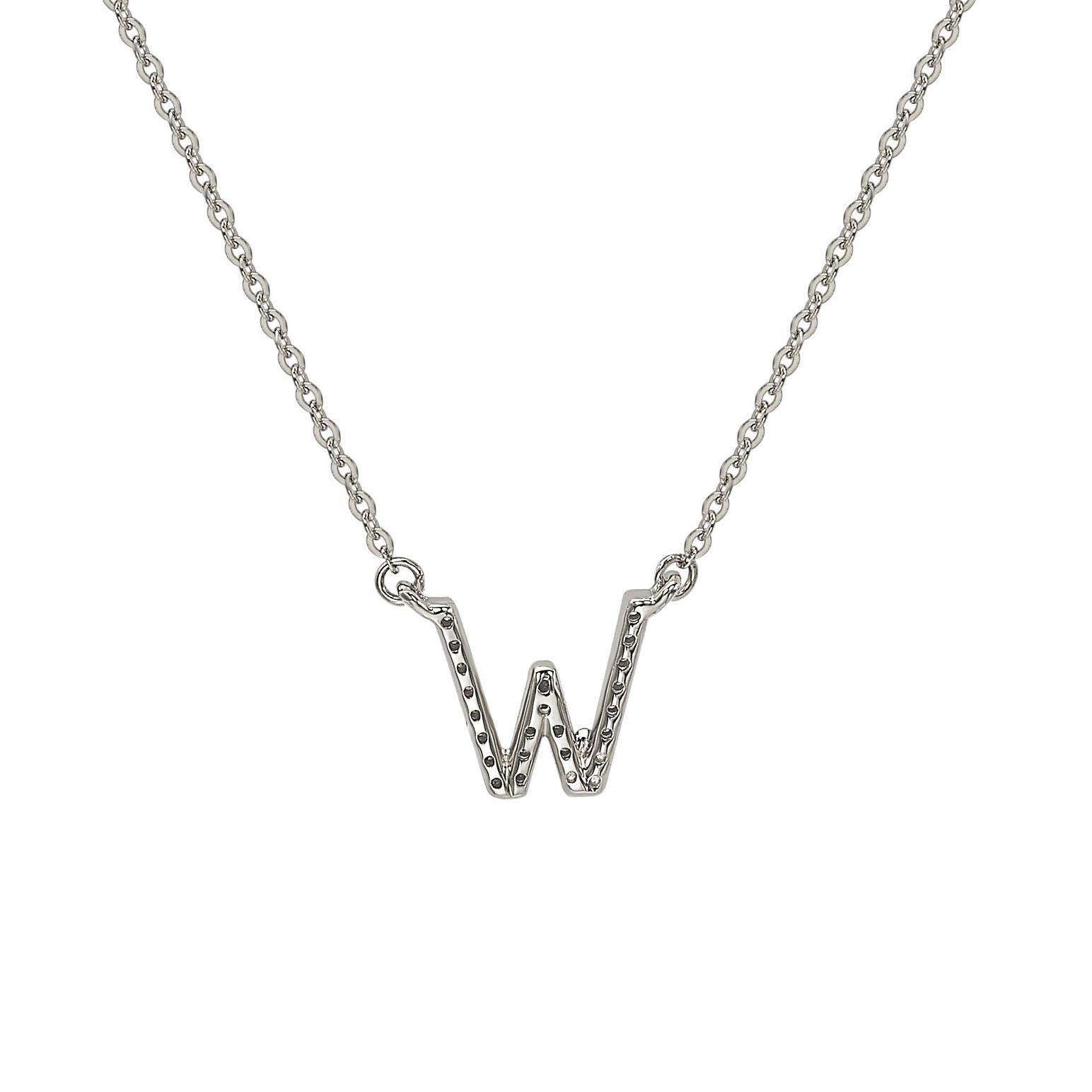 Questa splendida collana personalizzata con lettera di Suzy Levian è caratterizzata da diamanti naturali incastonati a mano in oro bianco da 14 carati. È il regalo personalizzato perfetto per far sapere a una persona speciale che stai pensando a