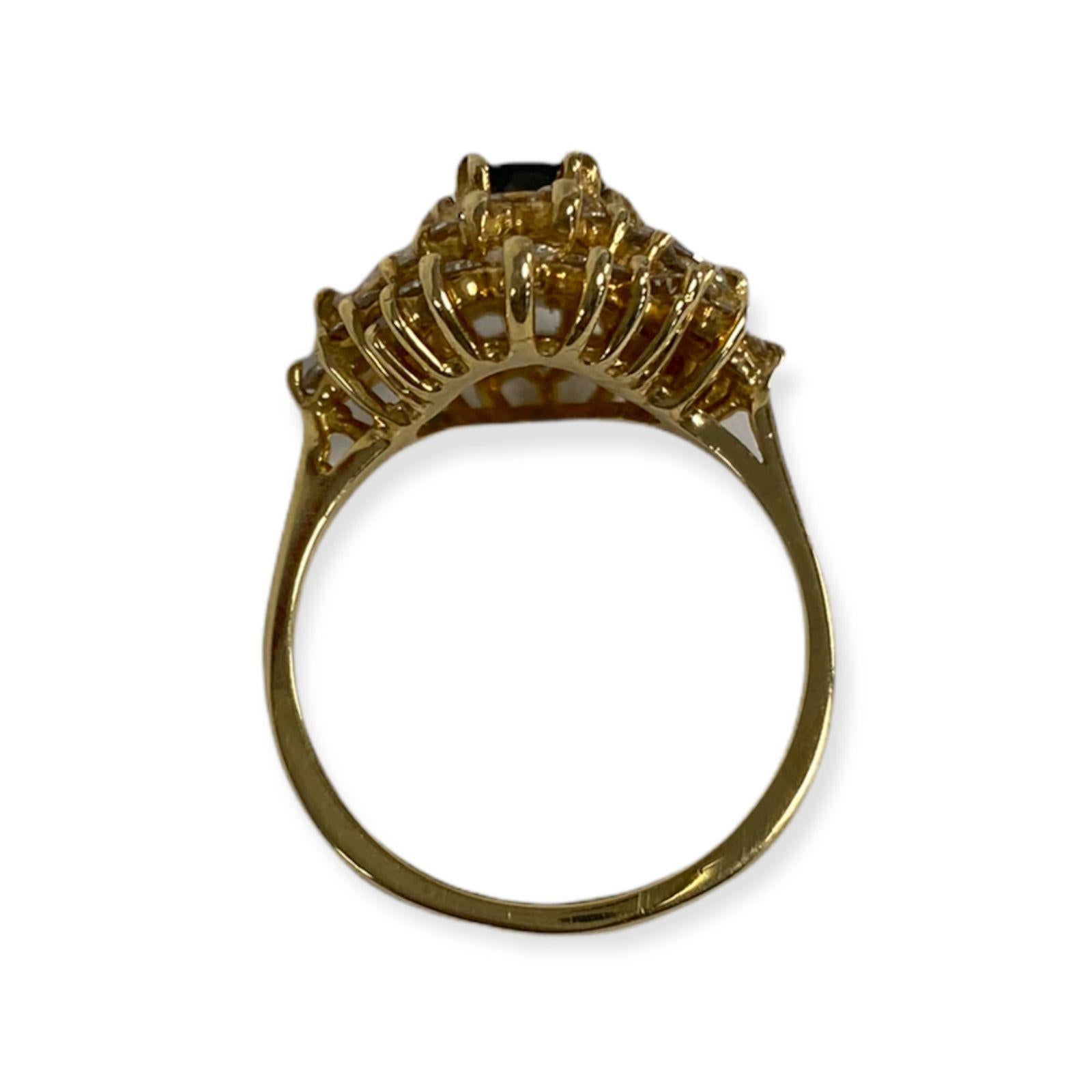 Baroque Suzy Levian, bague vintage en or jaune 14 carats, saphir taille ovale et diamant blanc en vente
