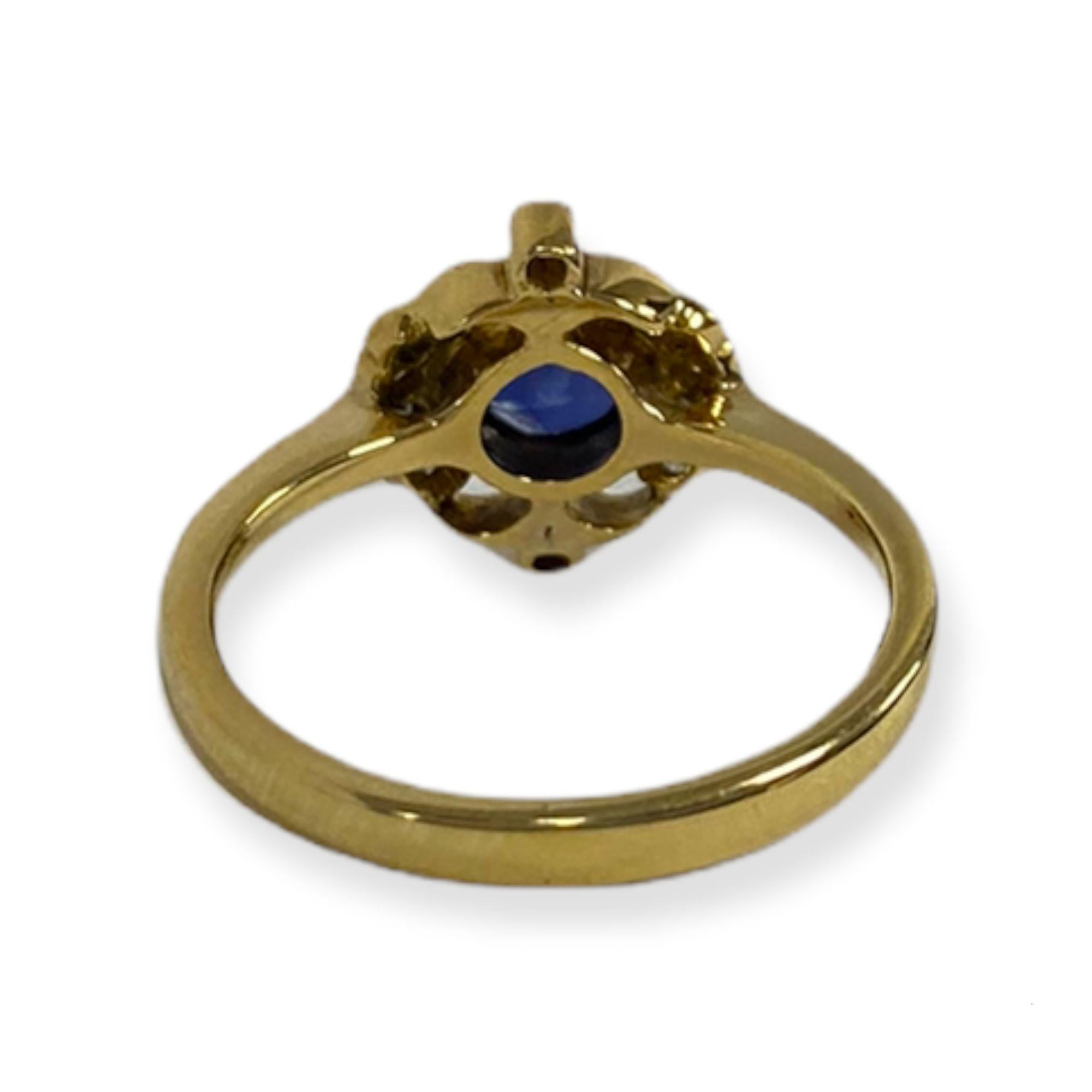 Round Cut Suzy Levian 14K Yellow Gold Round-Cut Sapphire and White Diamond Vintage Ring For Sale