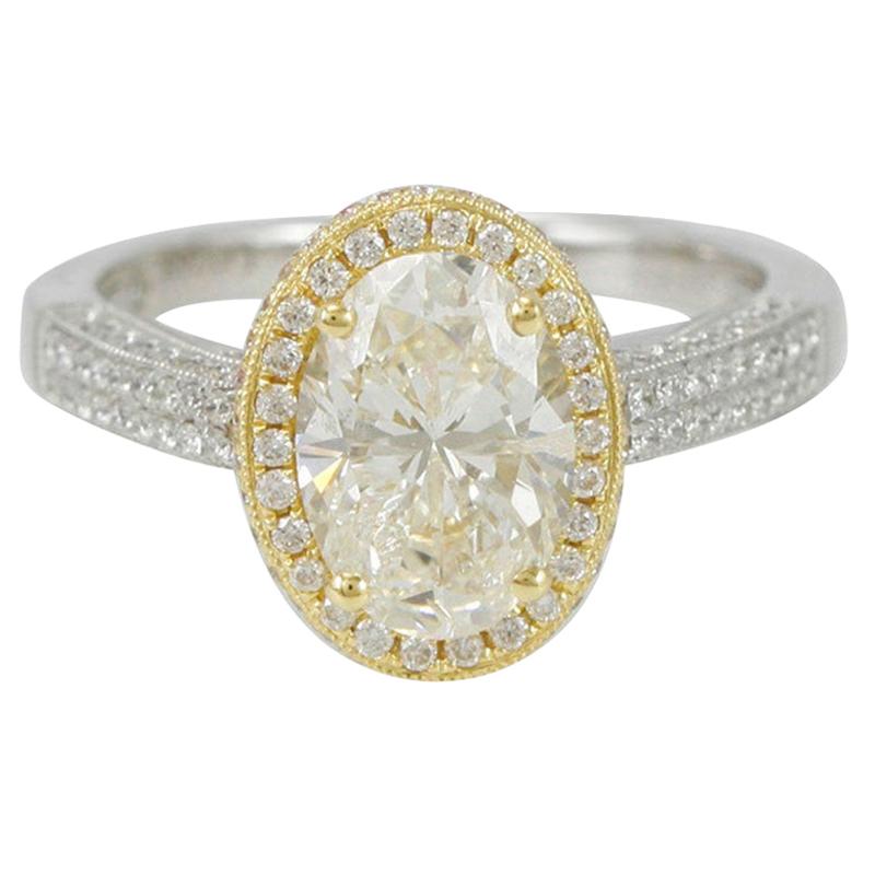 Suzy Levian 18 Karat Two-Tone White and Yellow Gold Oval Diamond Engagement Ring For Sale