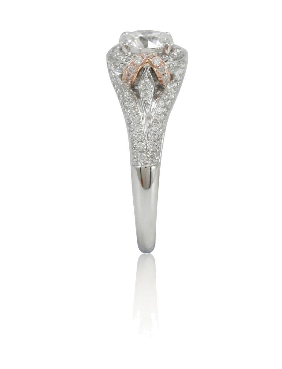 Suzy Levian 18 Karat zweifarbiger weißer und runder weißer Diamantring aus Roségold (Rundschliff) im Angebot