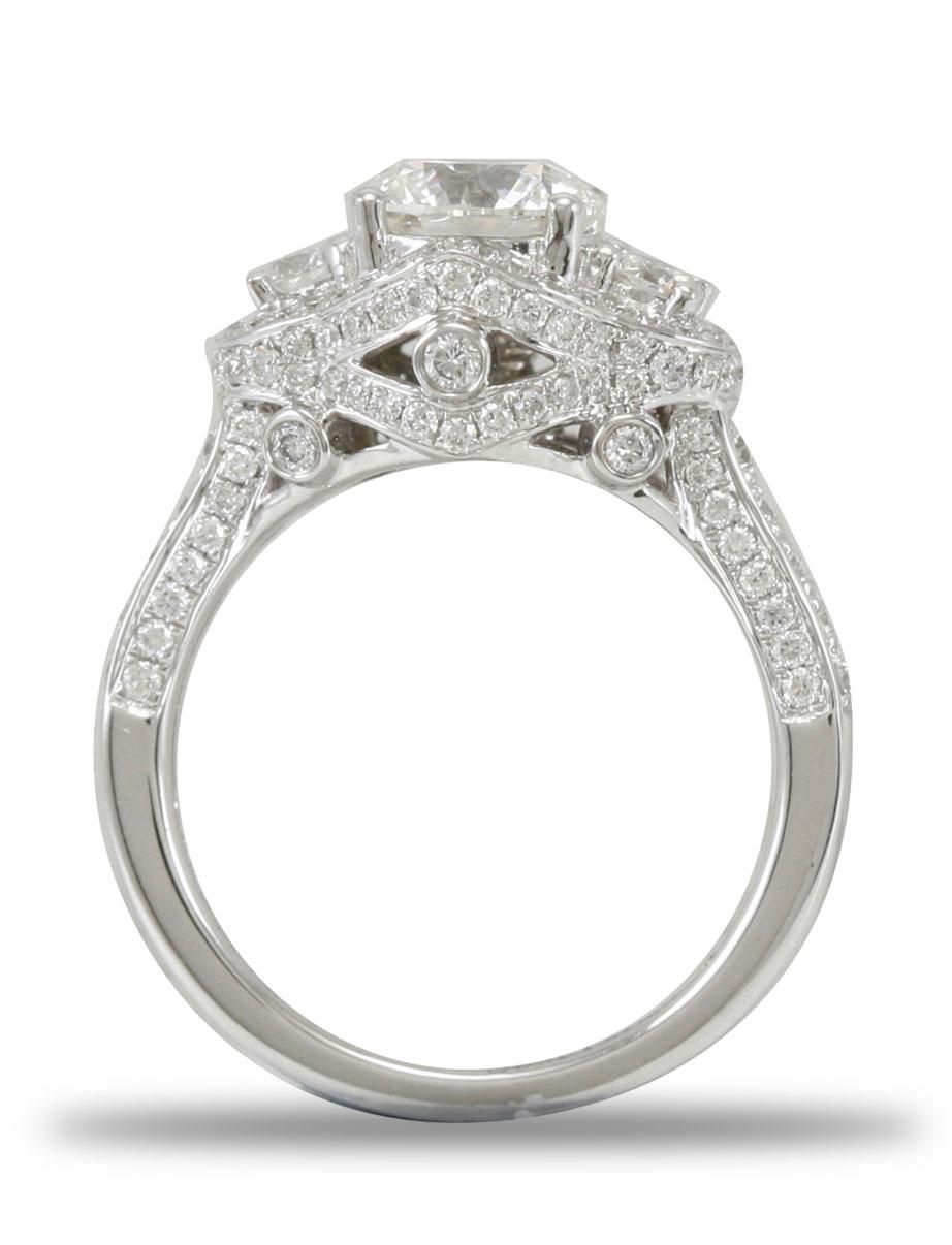 Contemporary Suzy Levian 18 Karat White Gold Round Diamond Engagement Ring For Sale