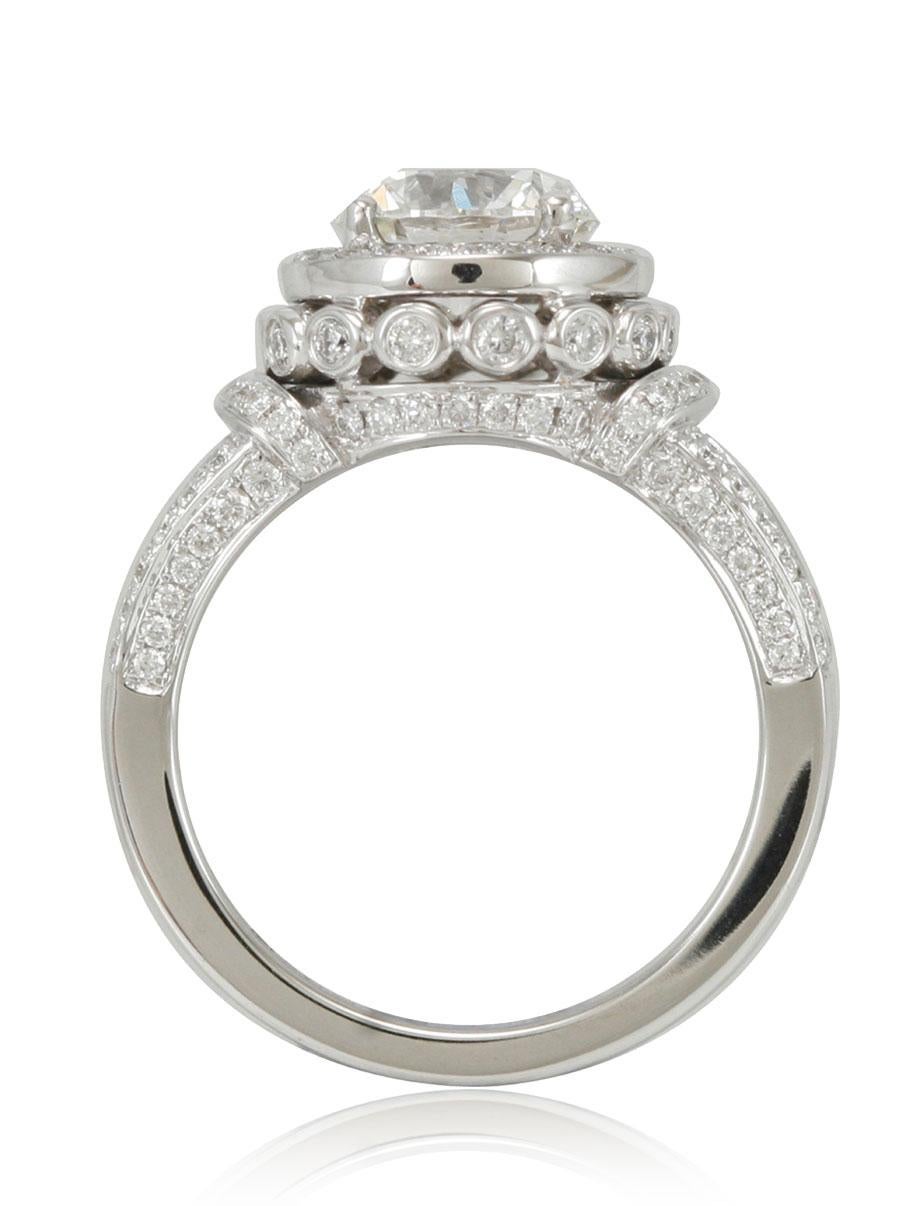 Round Cut Suzy Levian 18 Karat White Gold Round White Diamond Engagement Ring For Sale