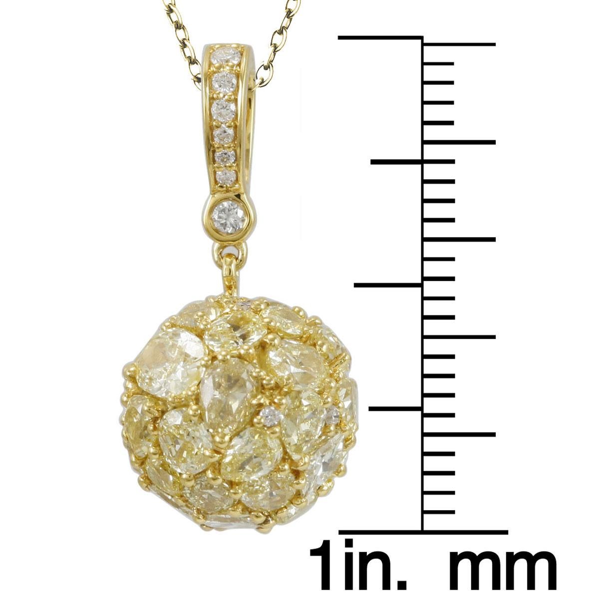 Contemporary Suzy Levian 18 Karat Yellow Gold and Yellow Diamond Multi-Cut Cluster Pendant For Sale