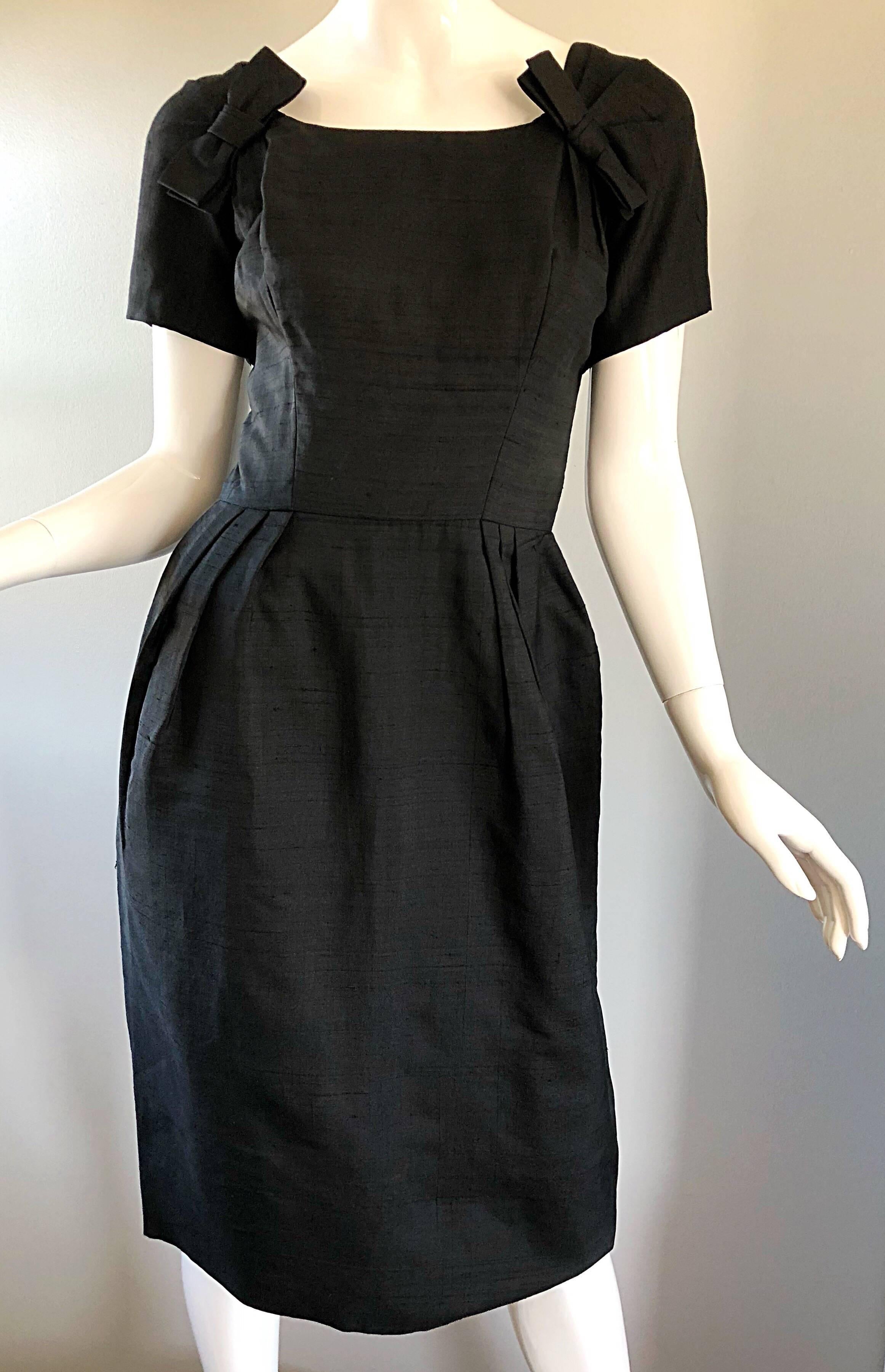 Women's Suzy Perette 1950s Black Silk Shantung Short Sleeve Vintage 50s Bombshell Dress For Sale