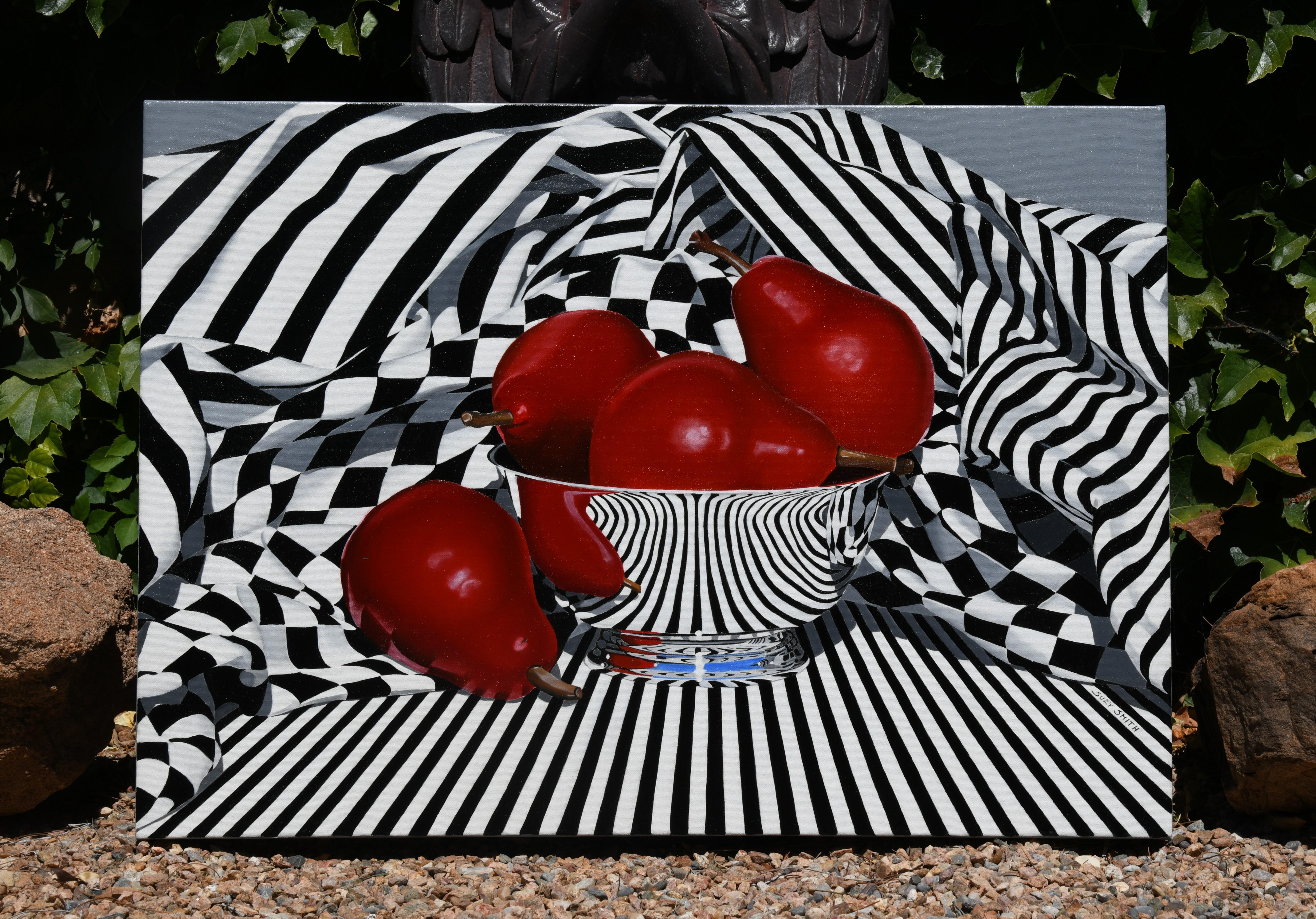 « Poires noires, blanches et rouges » (2023) de Suzy Smith, peinture à l'huile originale en vente 1