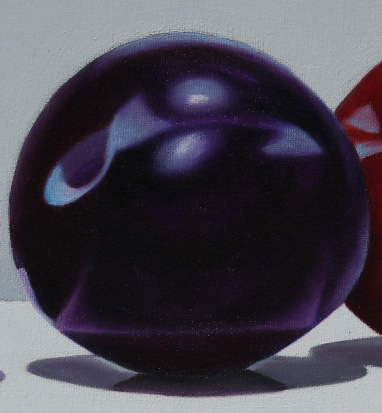 „Einer blauer Pflaumen“ (2023) von Suzy Smith, Original-Ölgemälde, 6 Pflaumen im Angebot 2