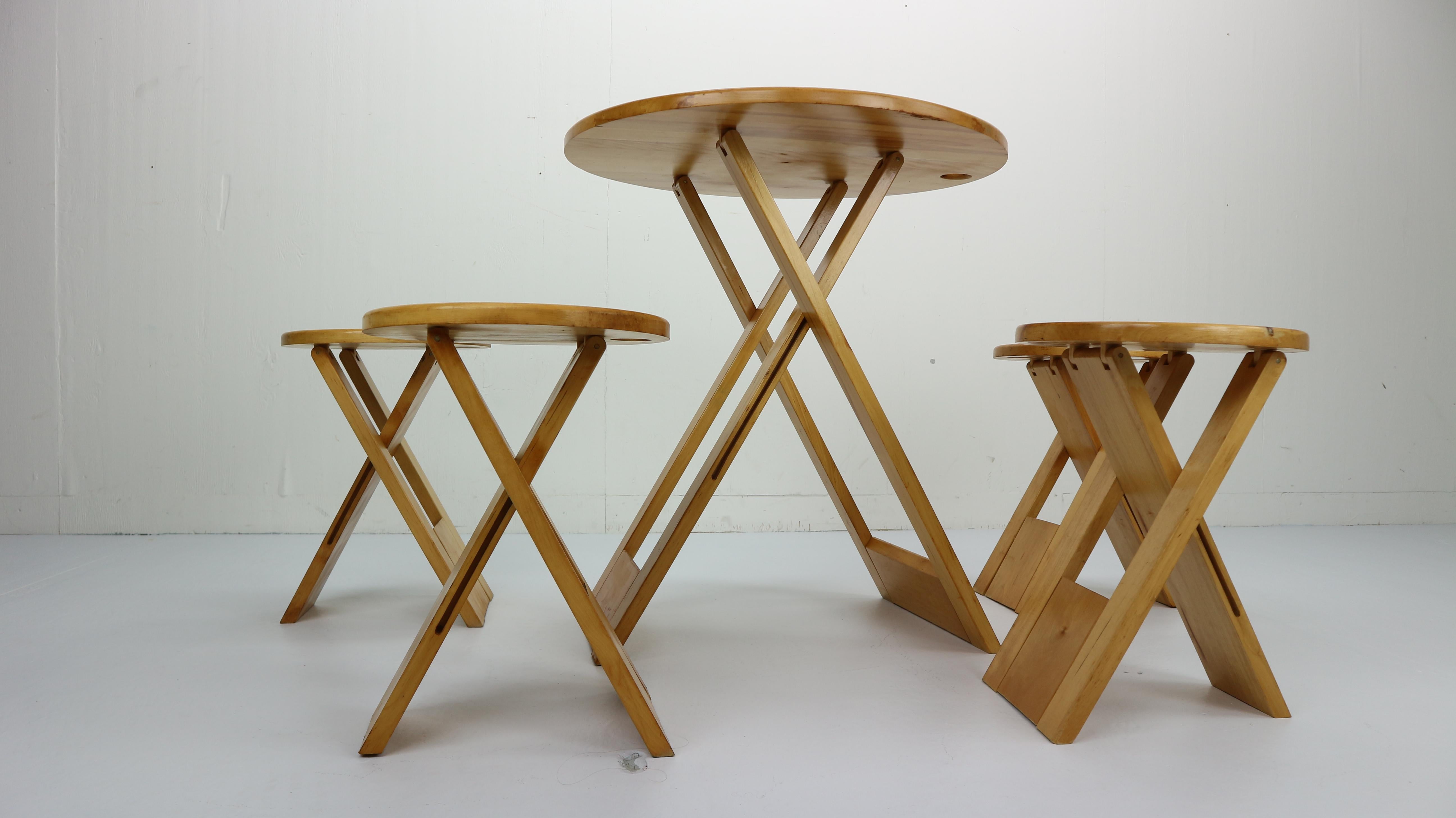 'Suzy' Stools and Table by Adrian Reed for Princes Design Works, 1980s ...