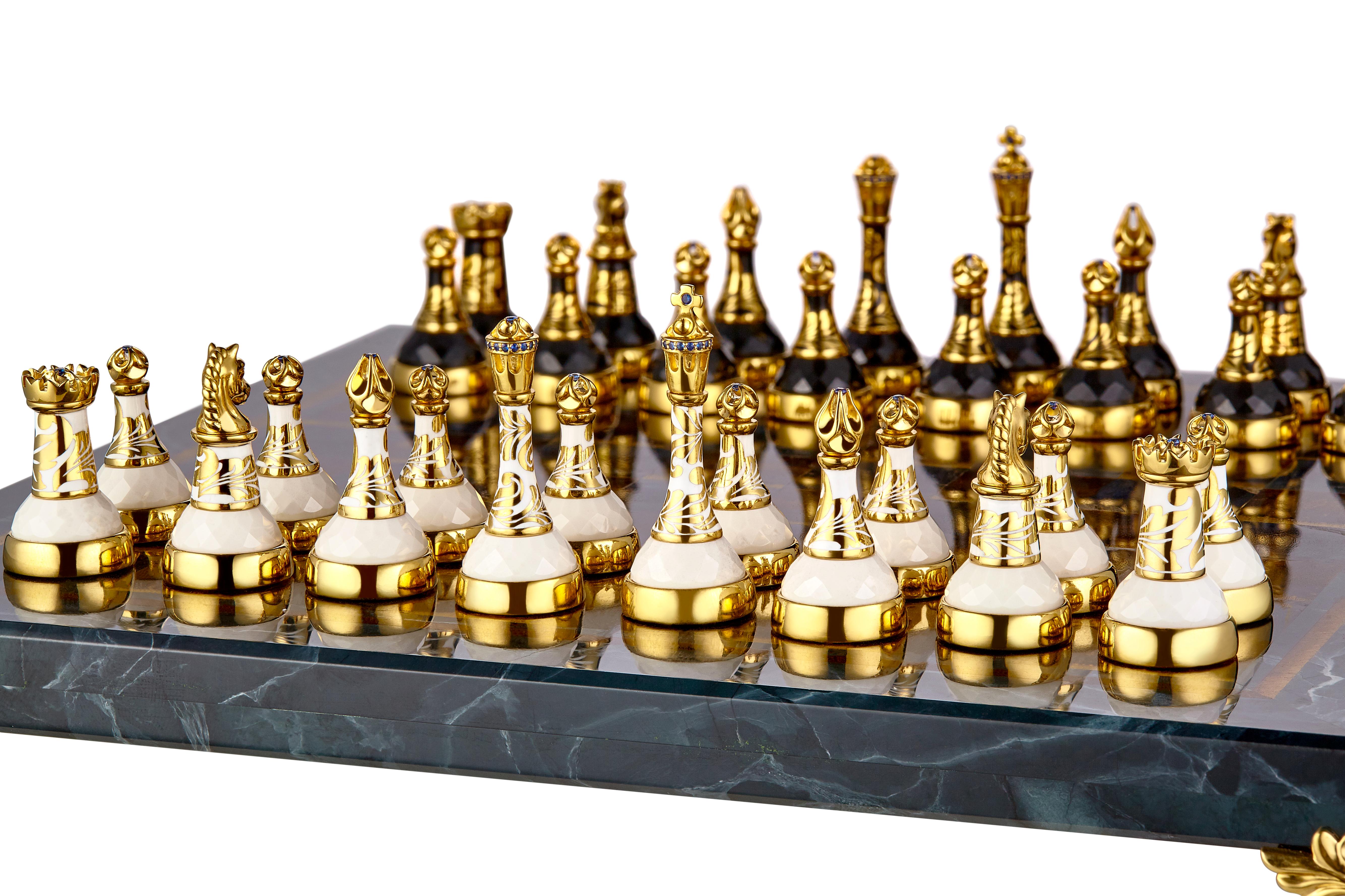 SV925 Goldschachtel mit Saphirschachtel mit Saphir von MOISEIKIN (Zeitgenössisch) im Angebot