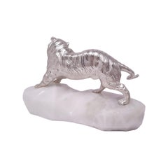 SV925 Tiger Miniature mit seltenem weißen Nephrit und Diamantaugen