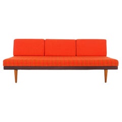 Méridienne Svane en tissu orange par Ingmar Relling pour Ekornes, années 1960