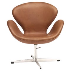 Svanen or Swan Chair by Arne Jacobsen