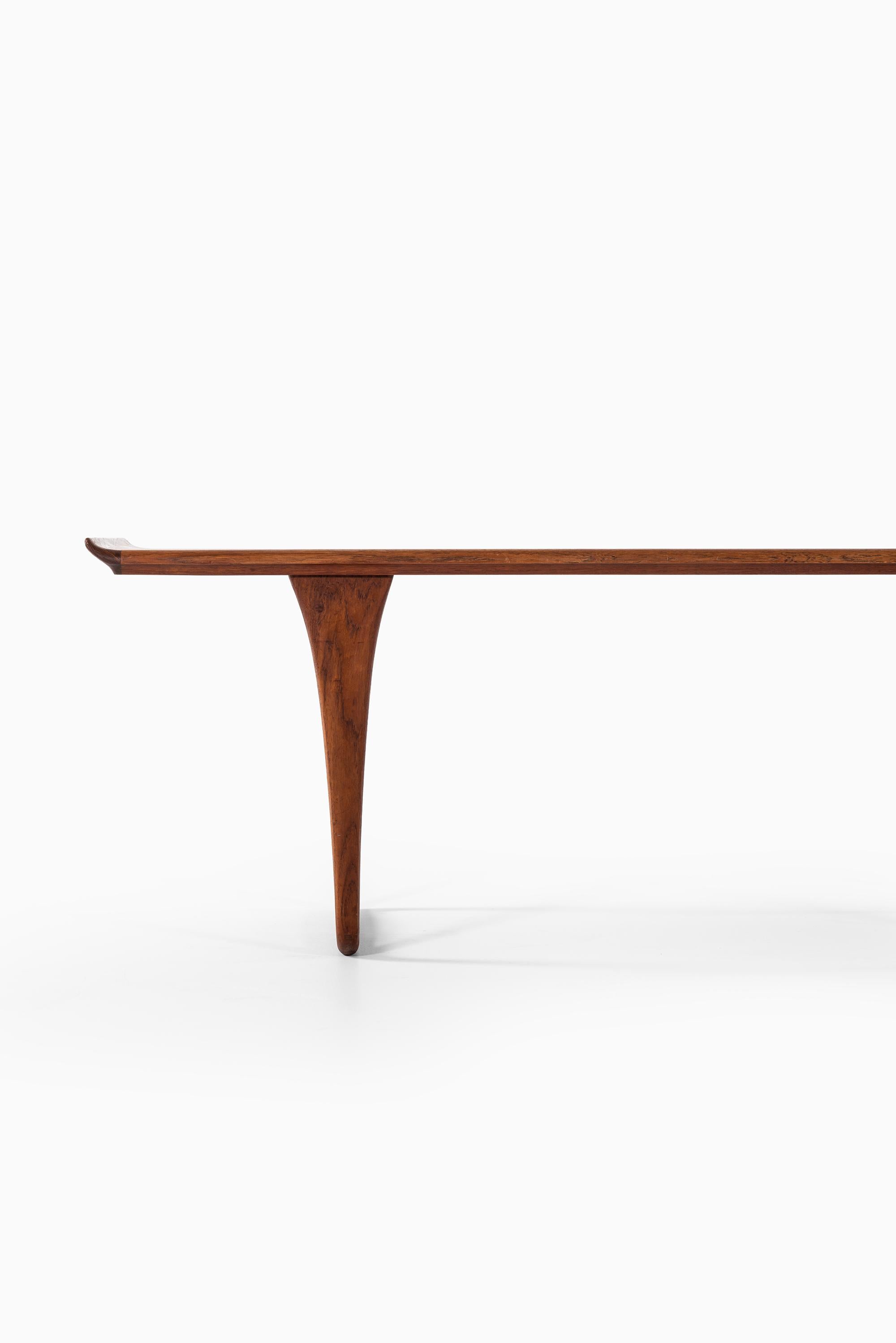 Coffee table designed by Svante Skogh. Produced by Seffle Möbelfabrik in Sweden.