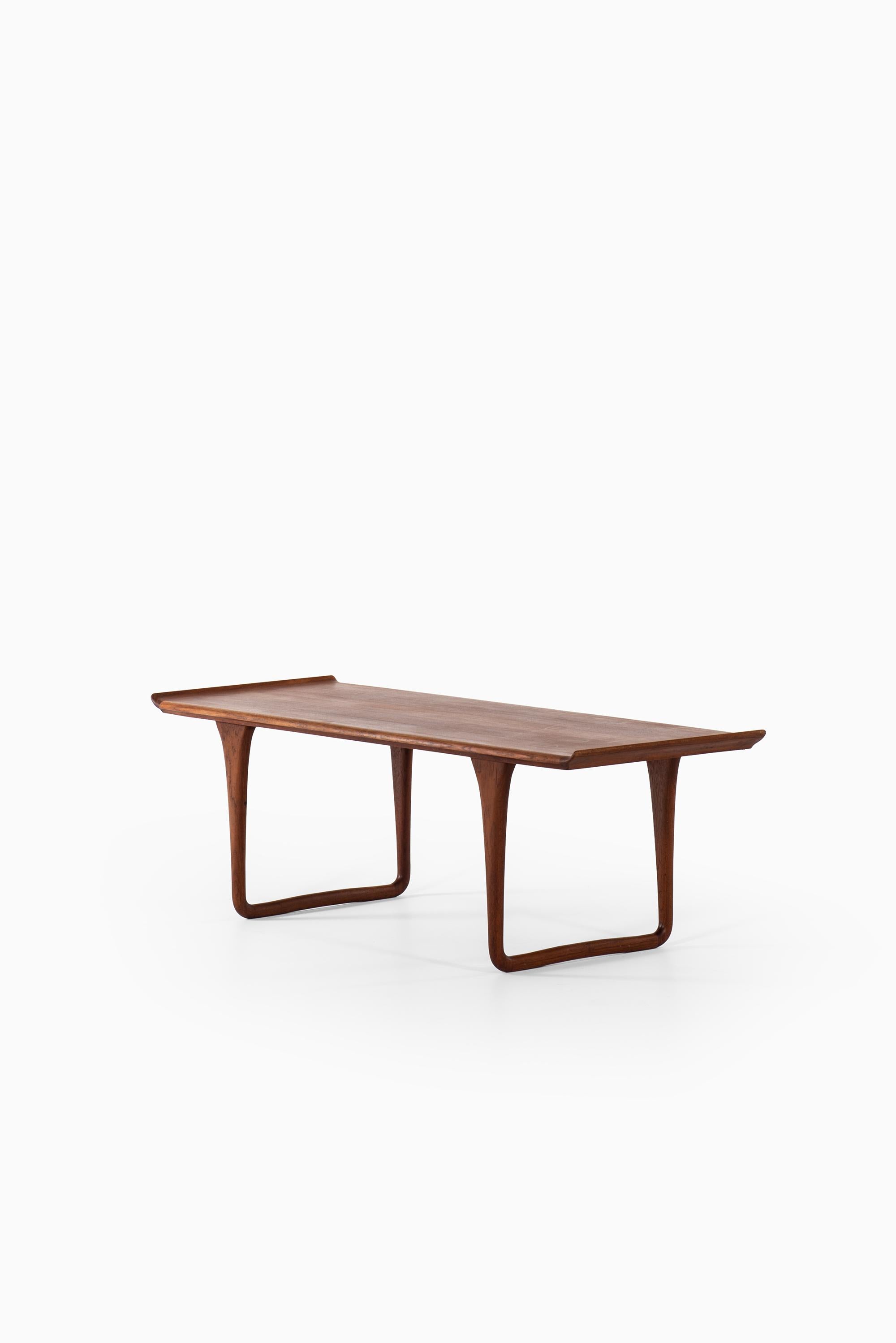 Scandinavian Modern Svante Skogh Coffee Table in Teak by Seffle Möbelfabrik in Sweden