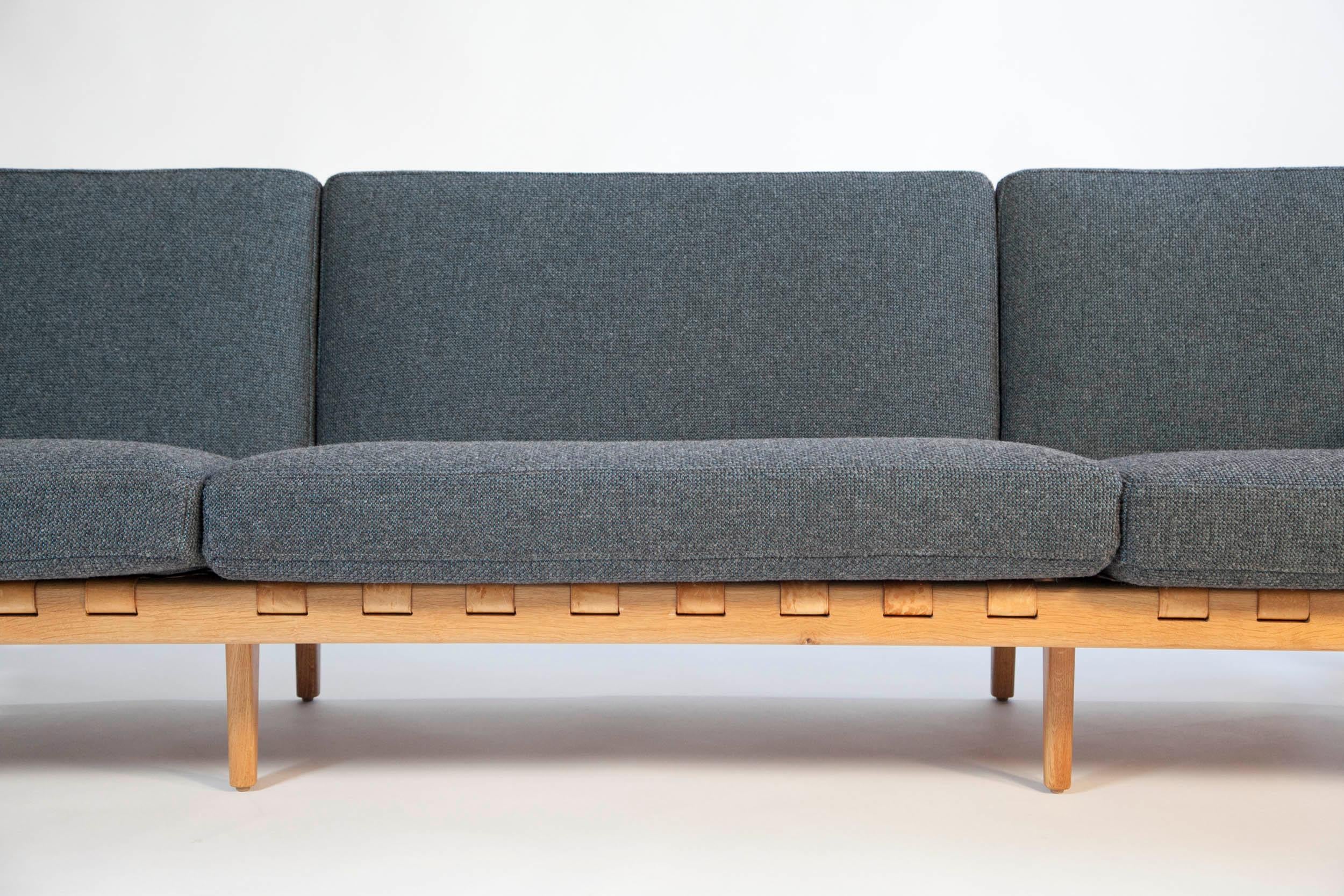 Svante Skogh Four-Seat Bodö Sofa by Seffle Möbelfabrik in Sweden, 1960s In Good Condition For Sale In Los Angeles, CA