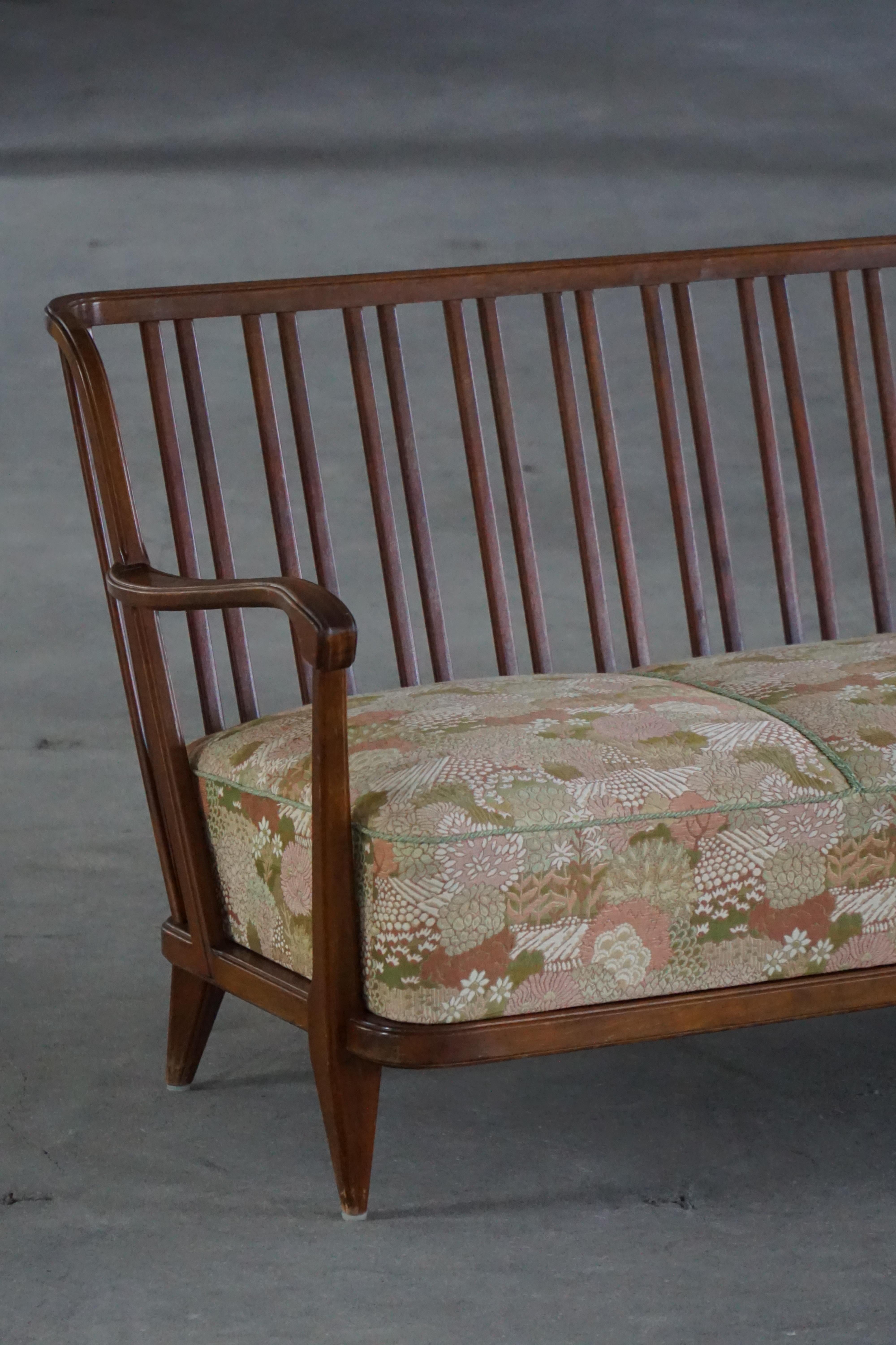 Svante Skogh, Canapé autoportant en tissu floral, moderne suédois, années 1940 en vente 4