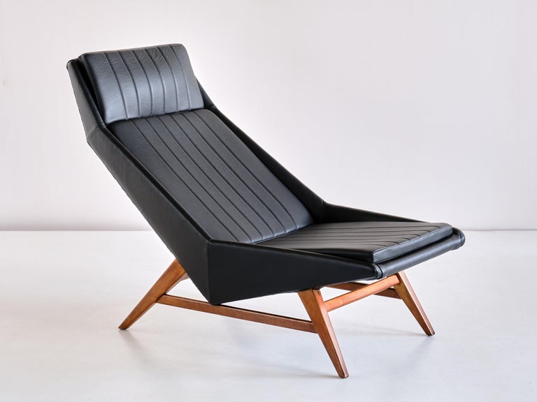 Svante Skogh Lounge Chair in Leather and Beech, AB Hjertquist and Co,  Sweden, 1955 For Sale at 1stDibs | swedish chair company