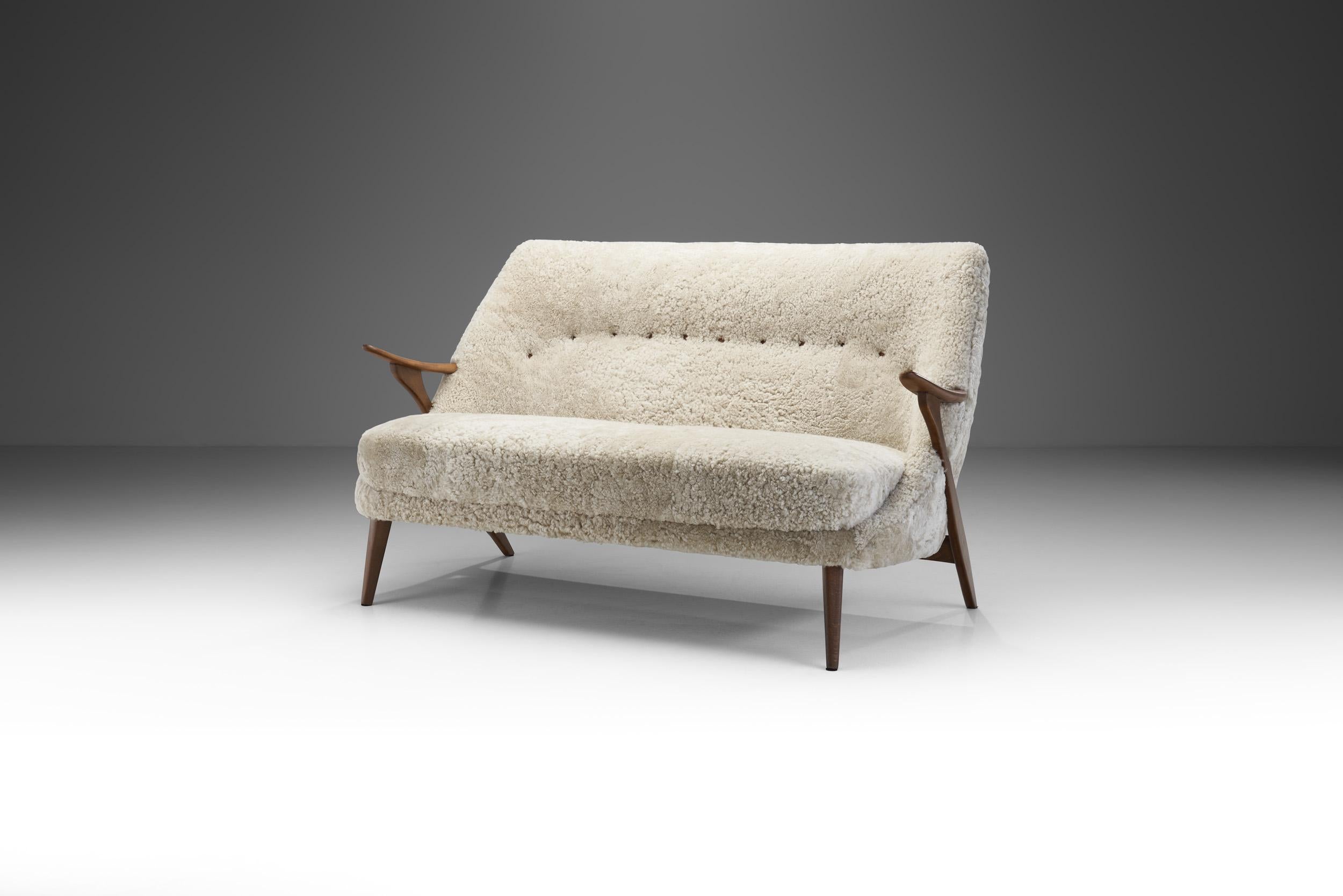 Svante Skogh Zweisitziges Sofa für Ab Seffle Möbelfabrik AB, Schweden 1950er Jahre (Schwedisch) im Angebot