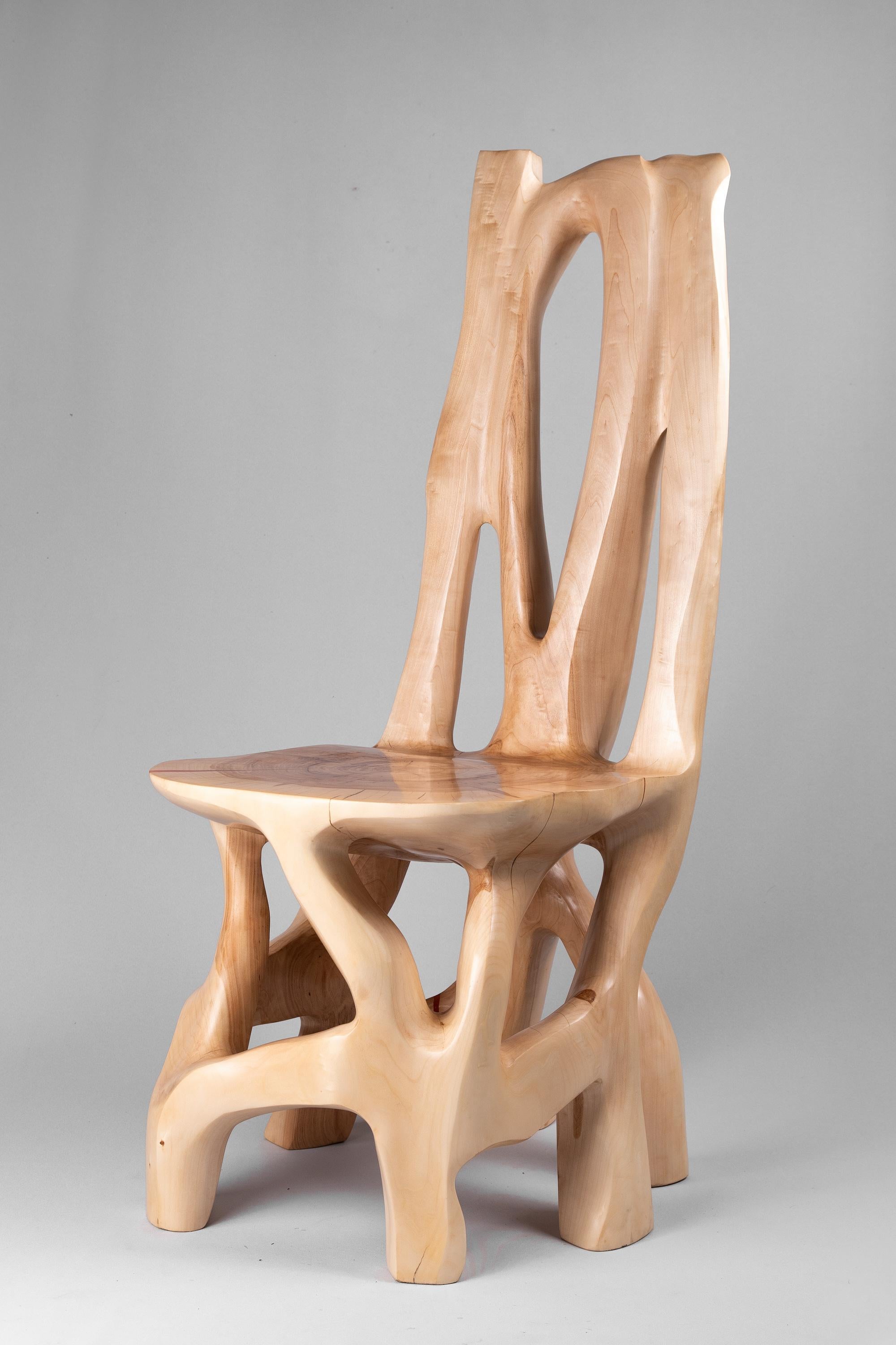 Brutalisme Svarun, Chaise en bois massif, sculptée dans une seule pièce de Wood, Logniture en vente