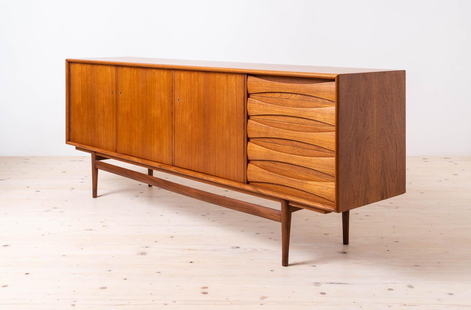 Credenza Sven Andersen in teak, The Modern Scandinavian Modern, Mid Century Modern, anni '50 In condizioni buone in vendita a Wrocław, Poland