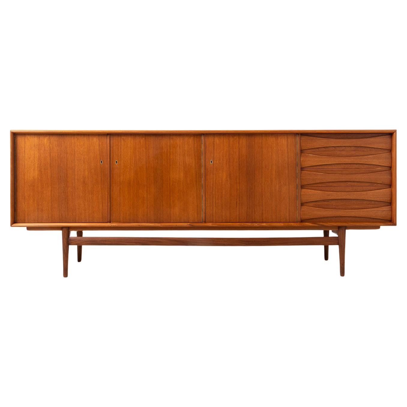 Credenza Sven Andersen in teak, The Modern Scandinavian Modern, Mid Century Modern, anni '50 in vendita